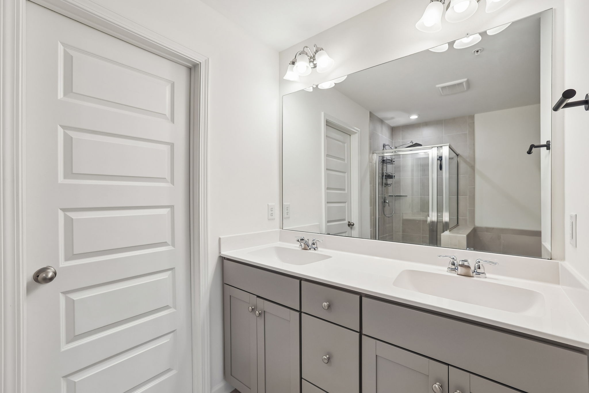 3307 Deerchase Cir