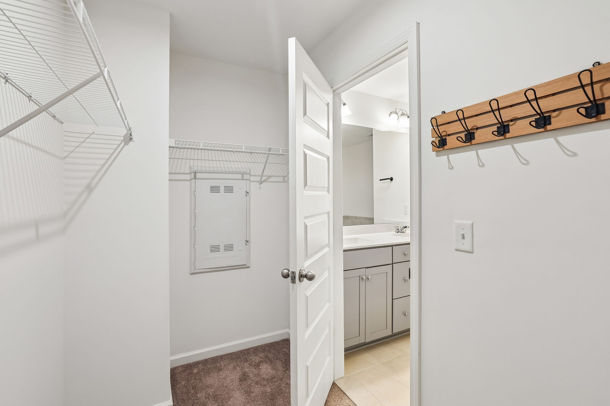 3307 Deerchase Cir