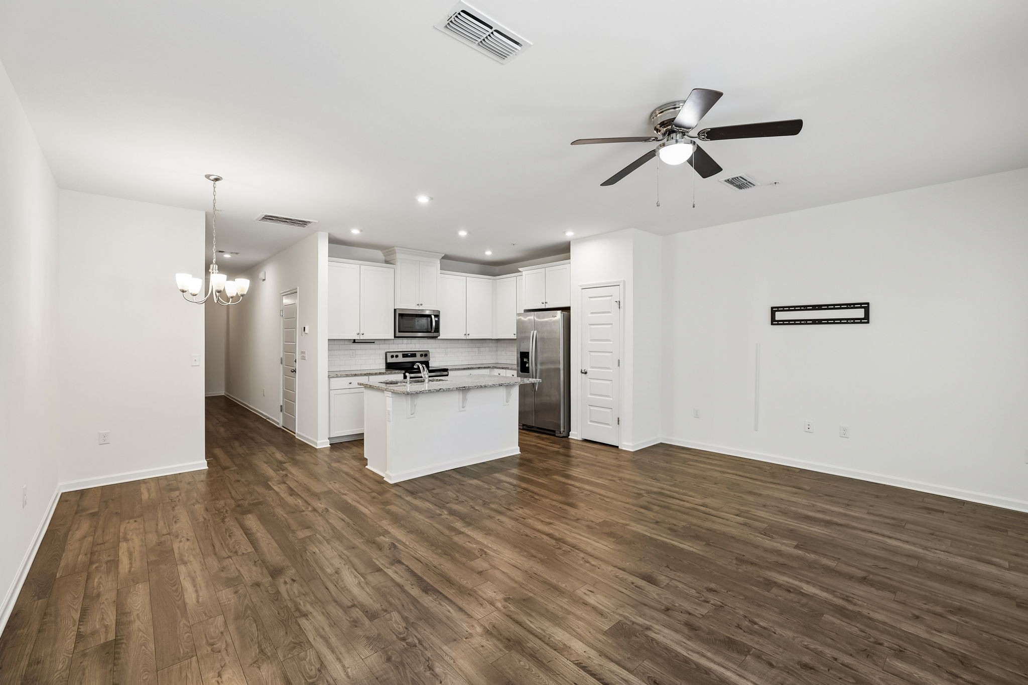 3307 Deerchase Cir