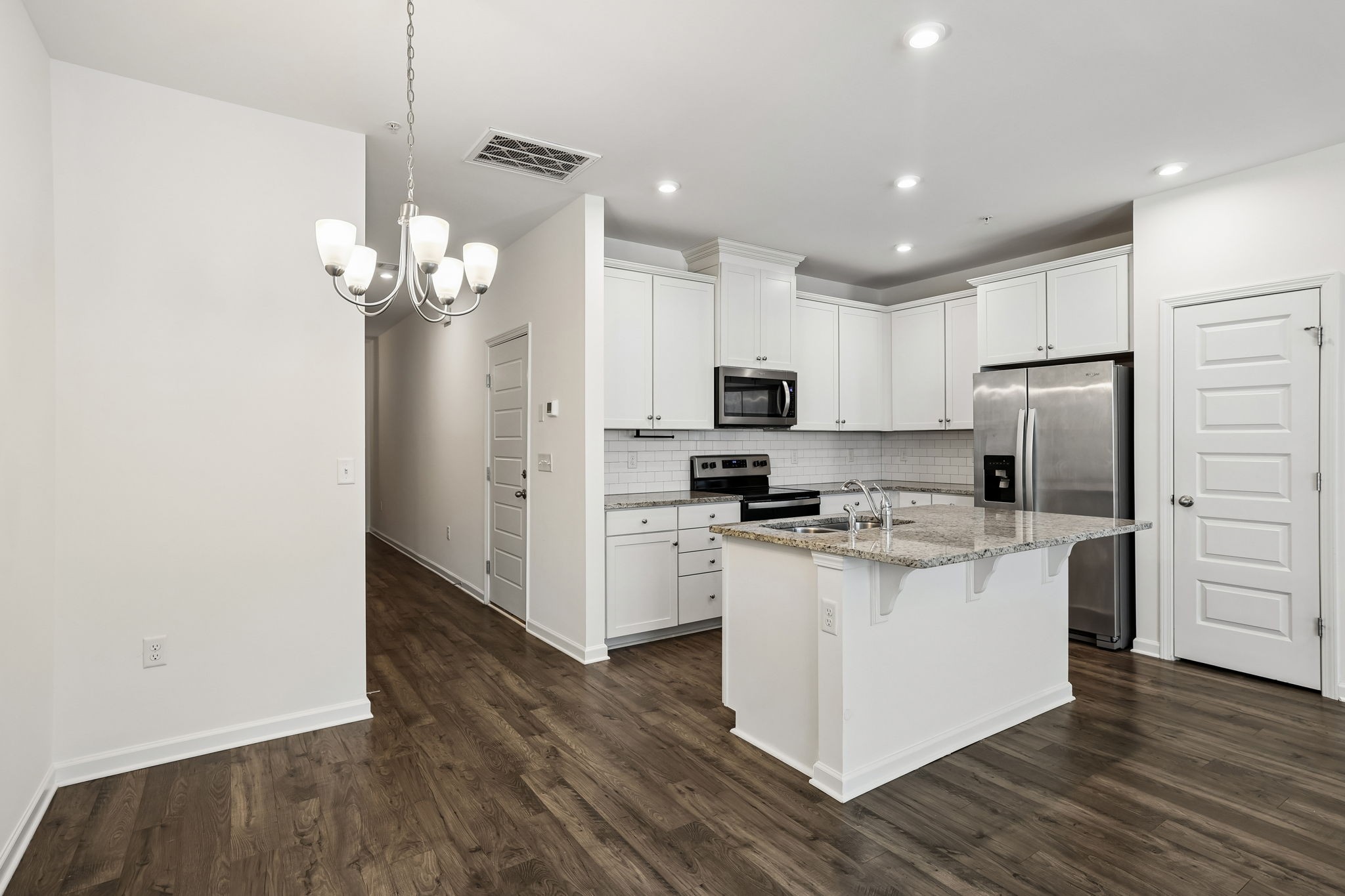 3307 Deerchase Cir
