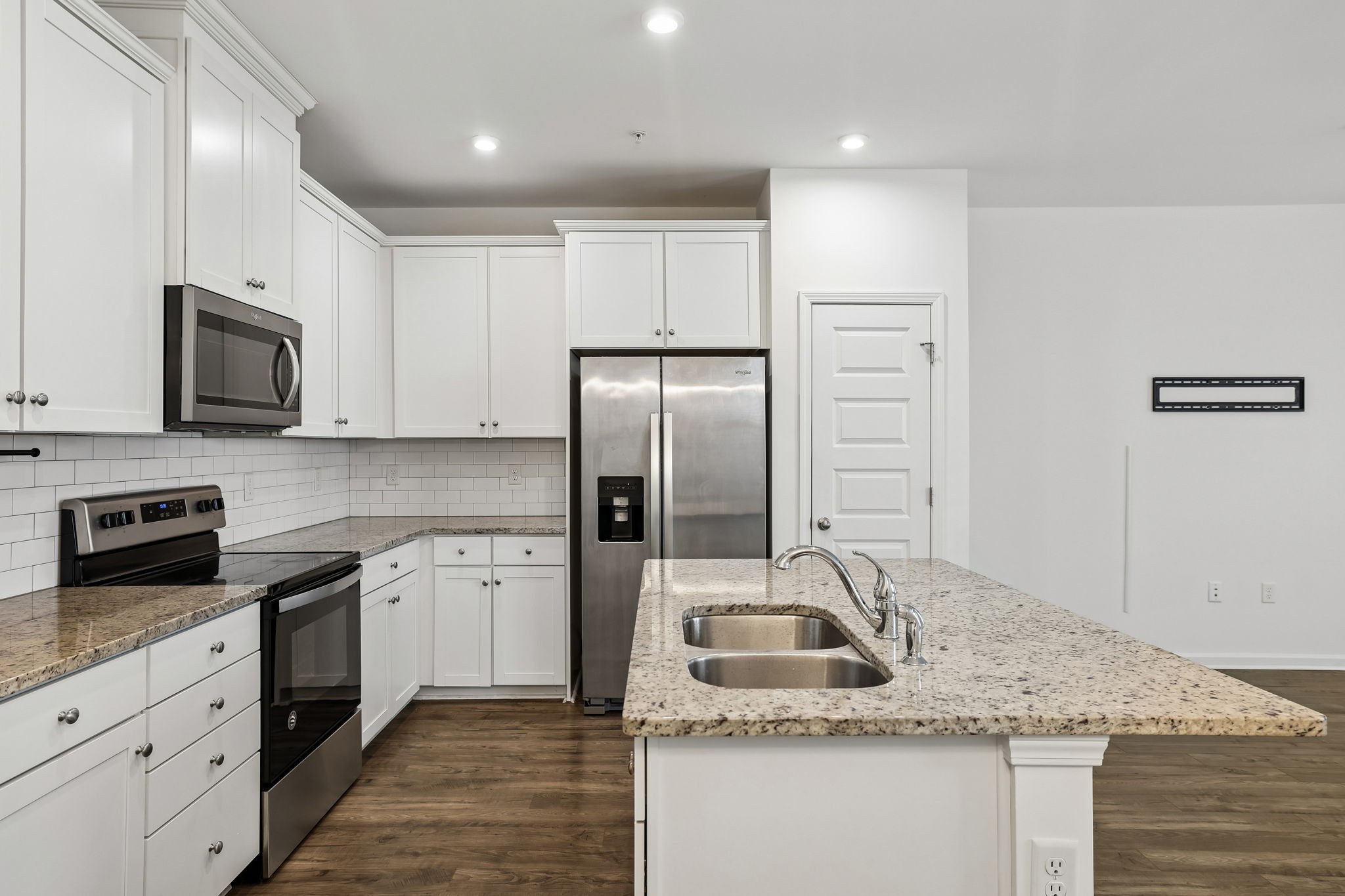 3307 Deerchase Cir