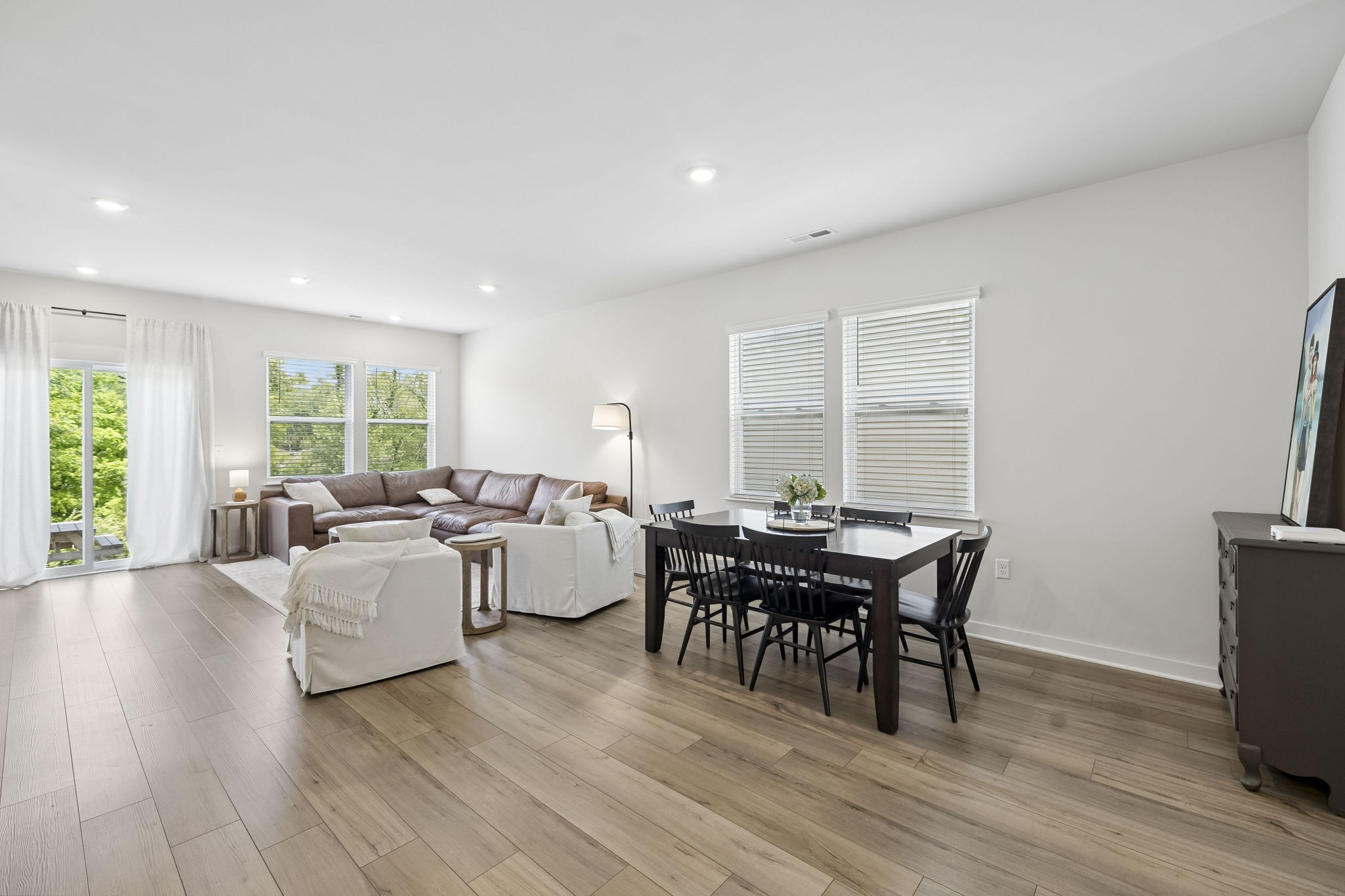 2232 Robert Gwynne Dr