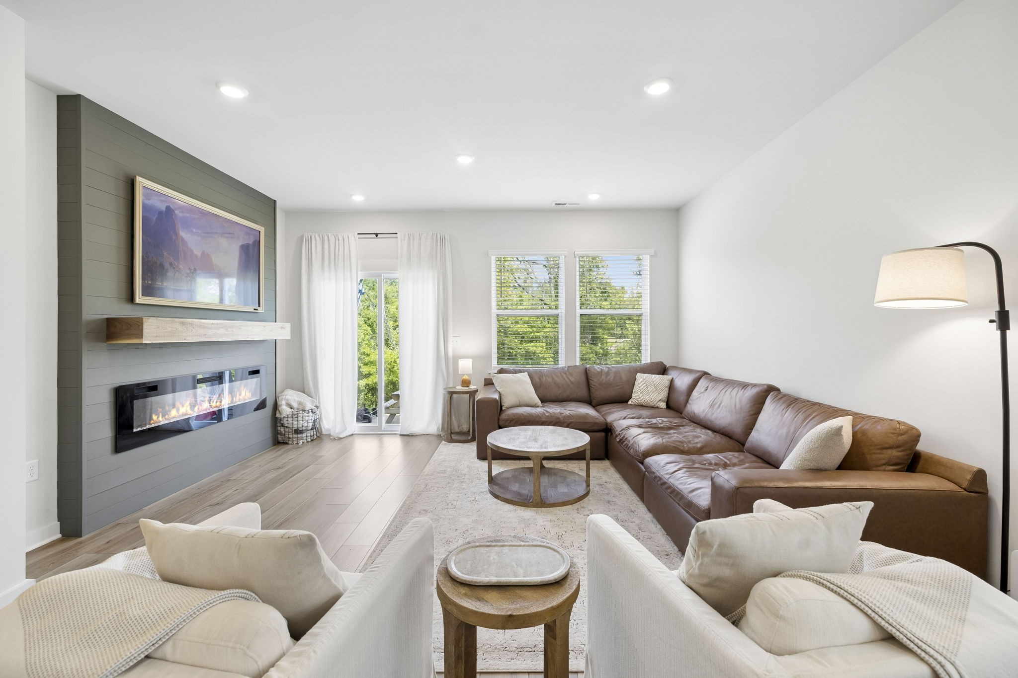 2232 Robert Gwynne Dr