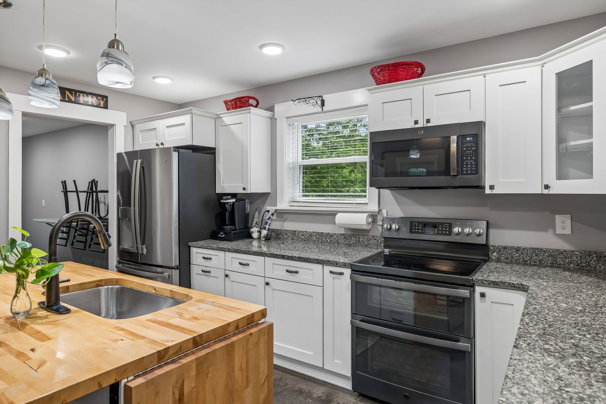 509 Iron Hill Rd