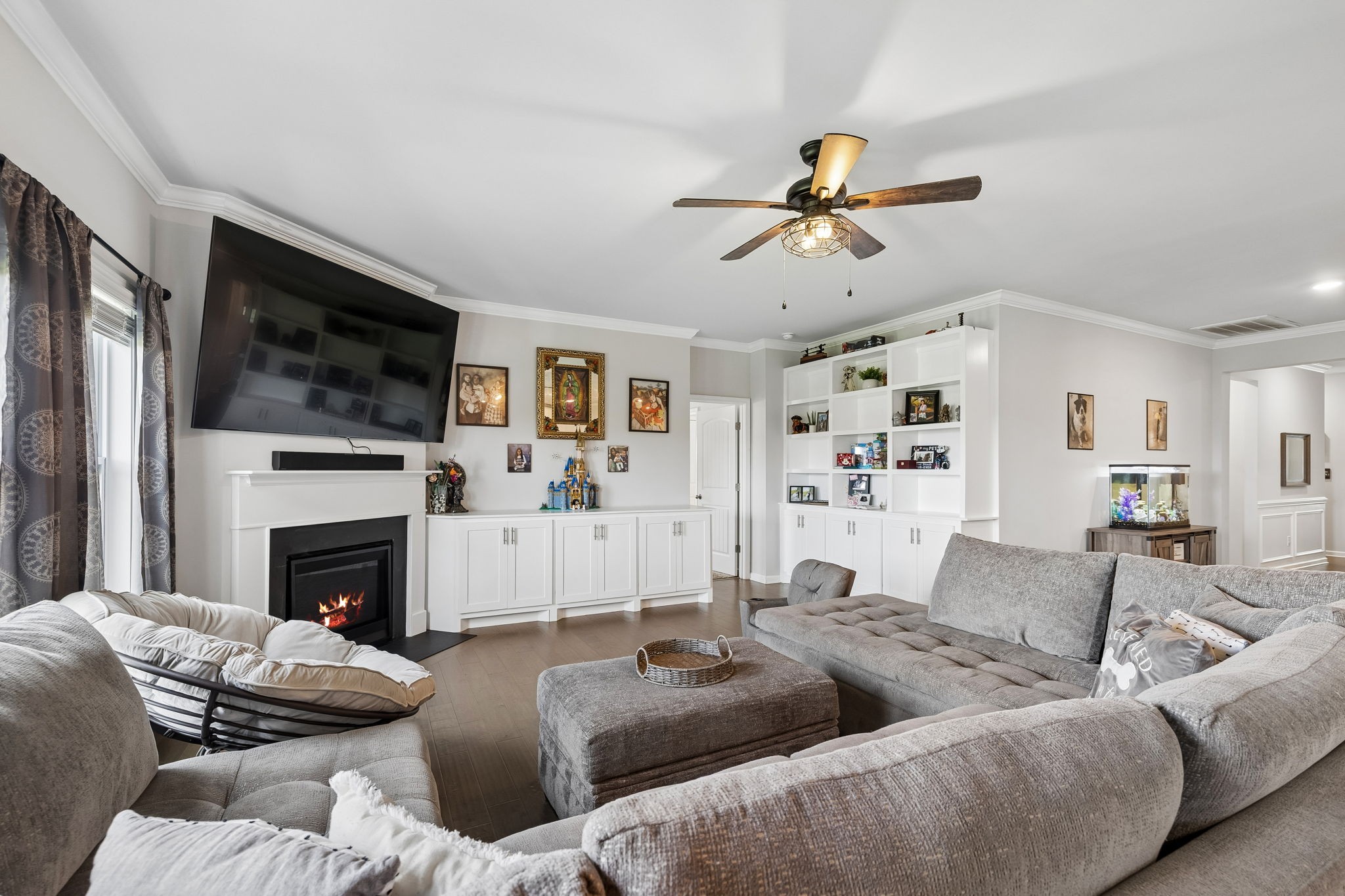 9003 Lockeland Dr