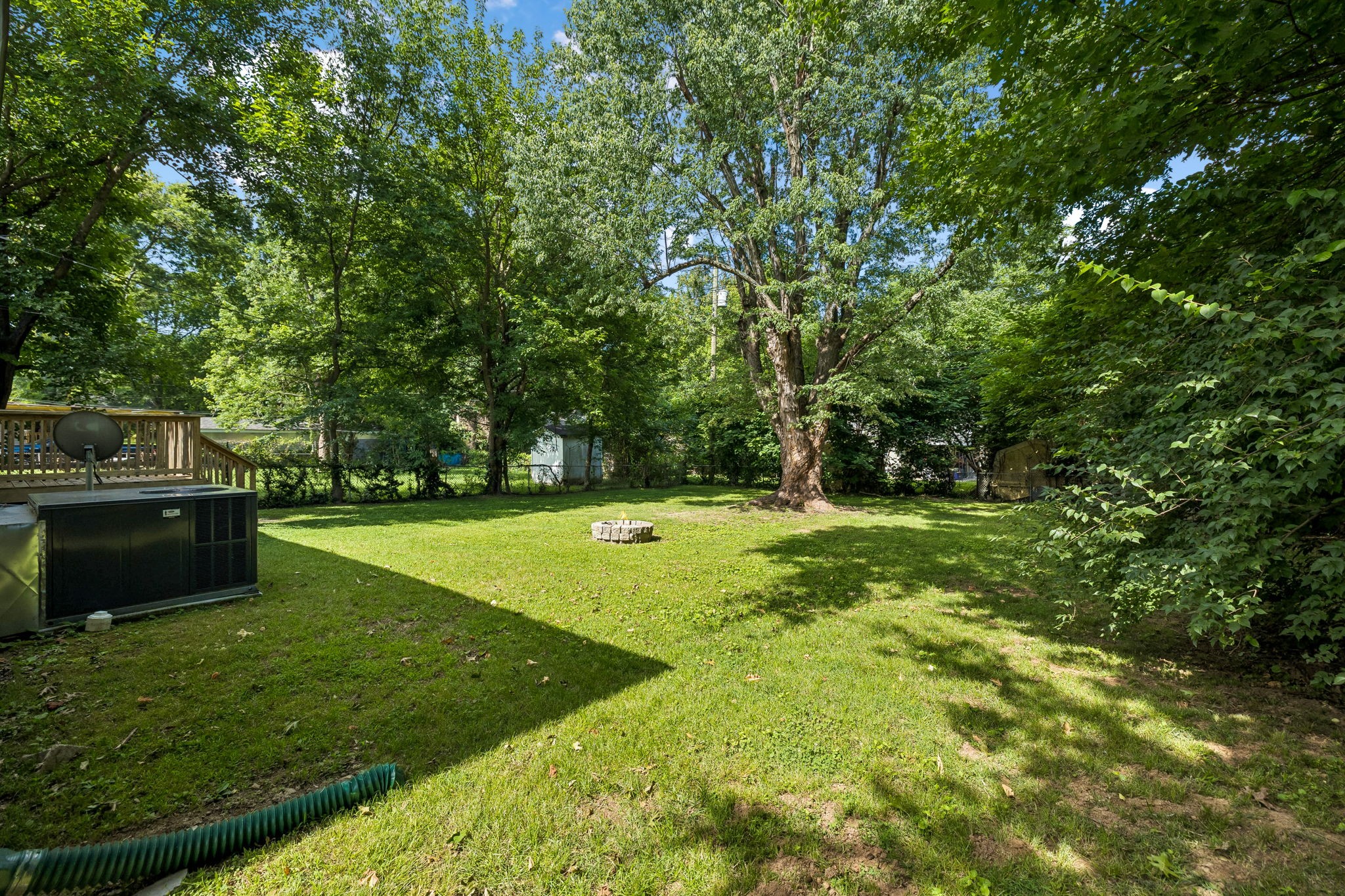 1005 Aladdin Dr