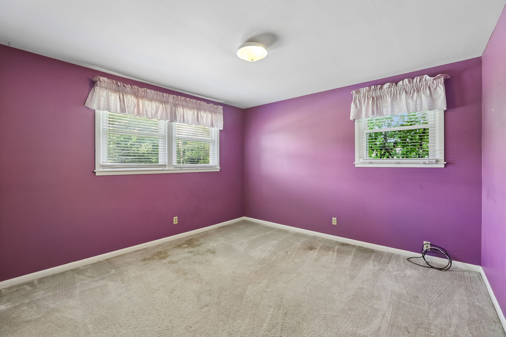 1323 Dawson Pl