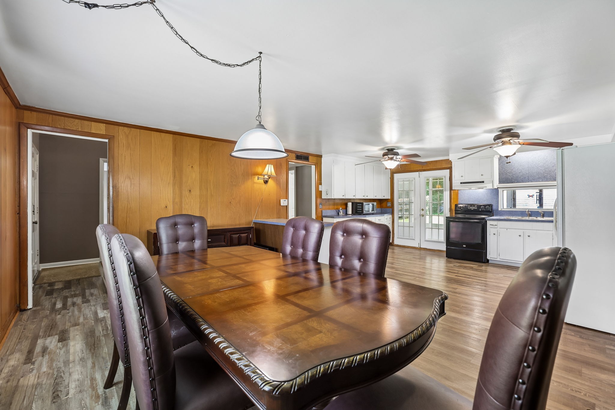 1323 Dawson Pl