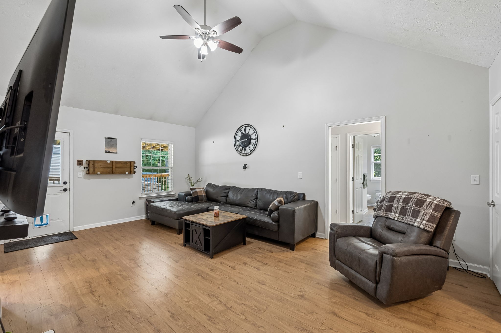 1179 Abernathy Rd