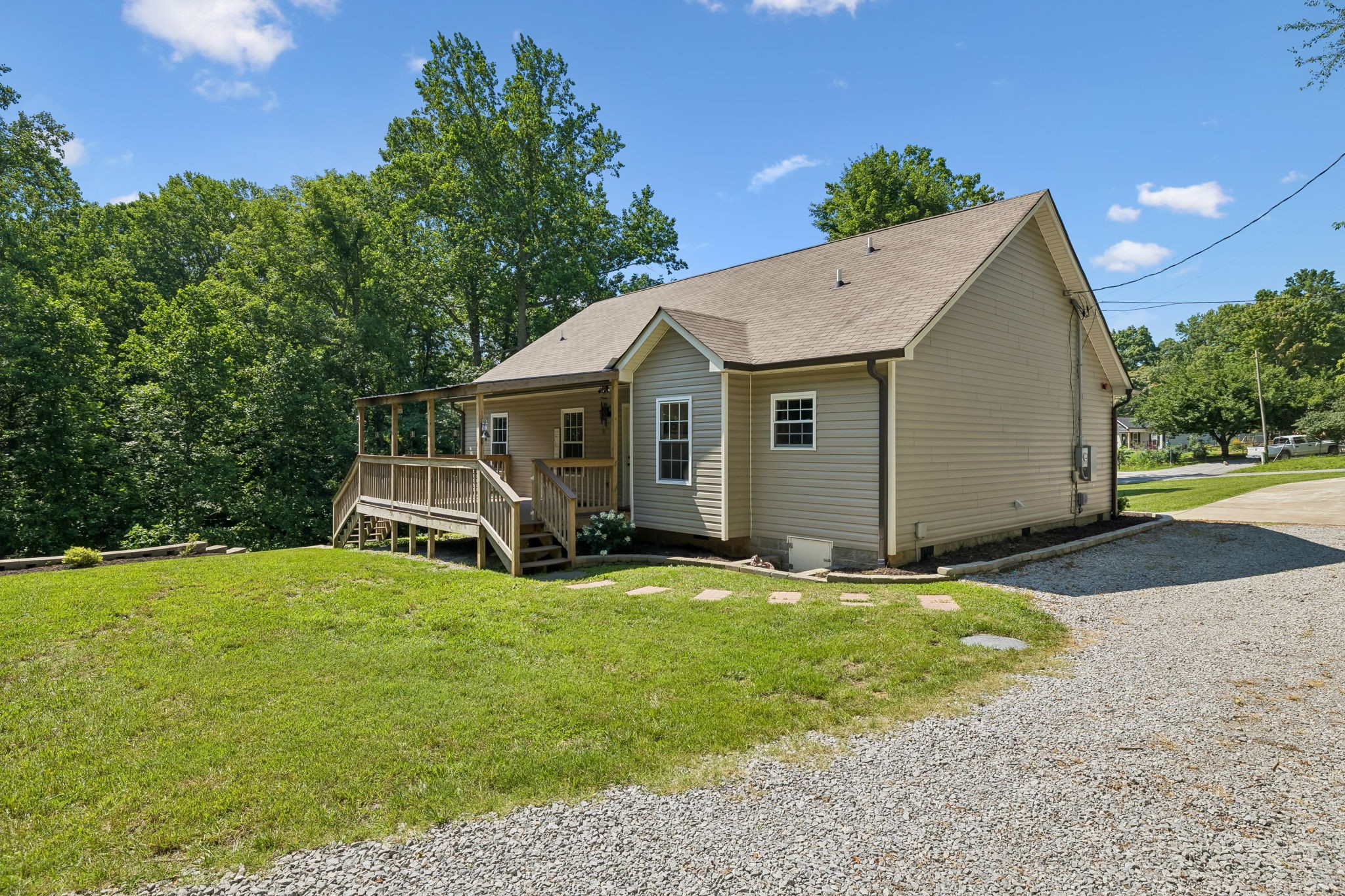 1179 Abernathy Rd