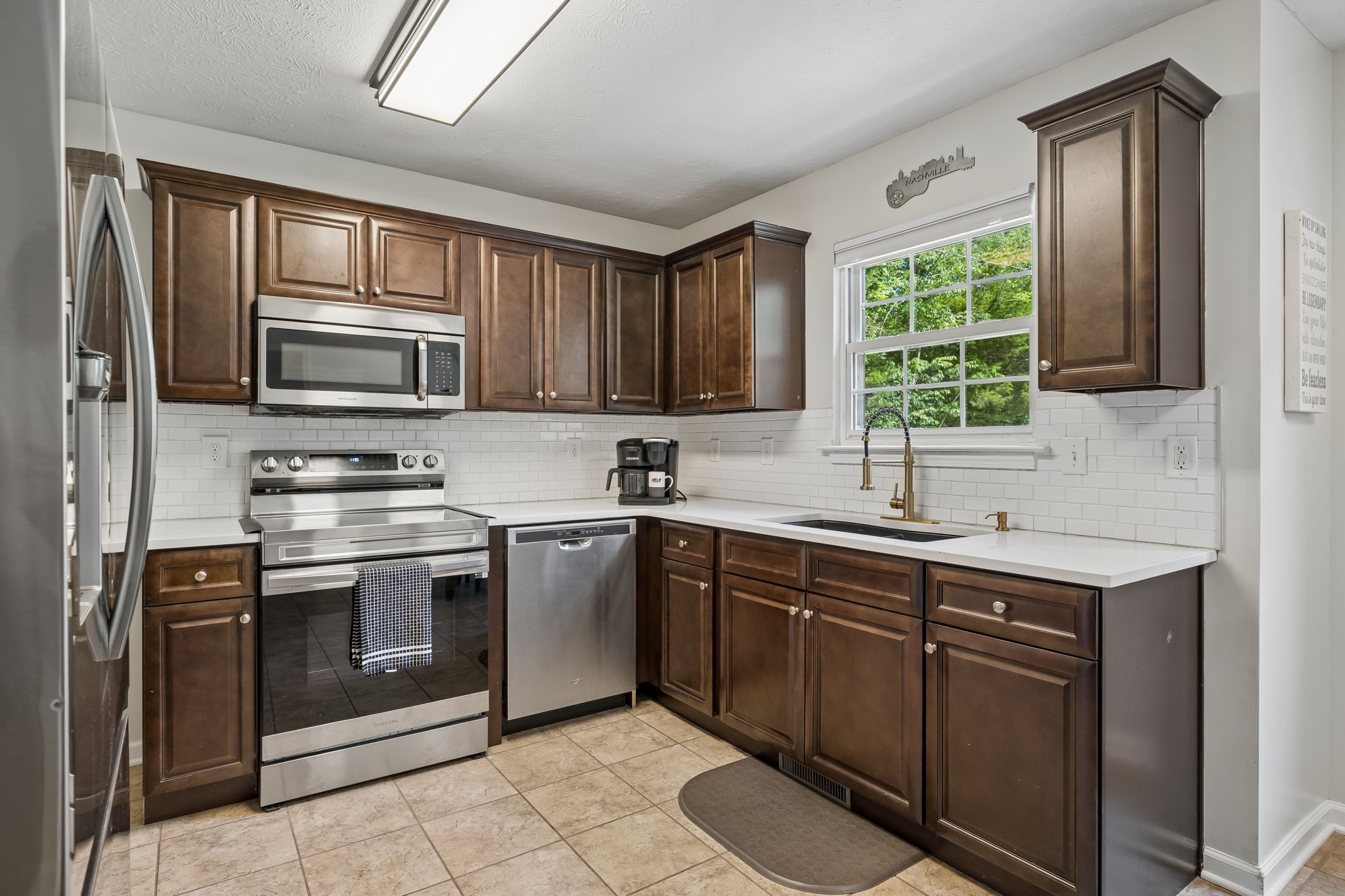 1179 Abernathy Rd
