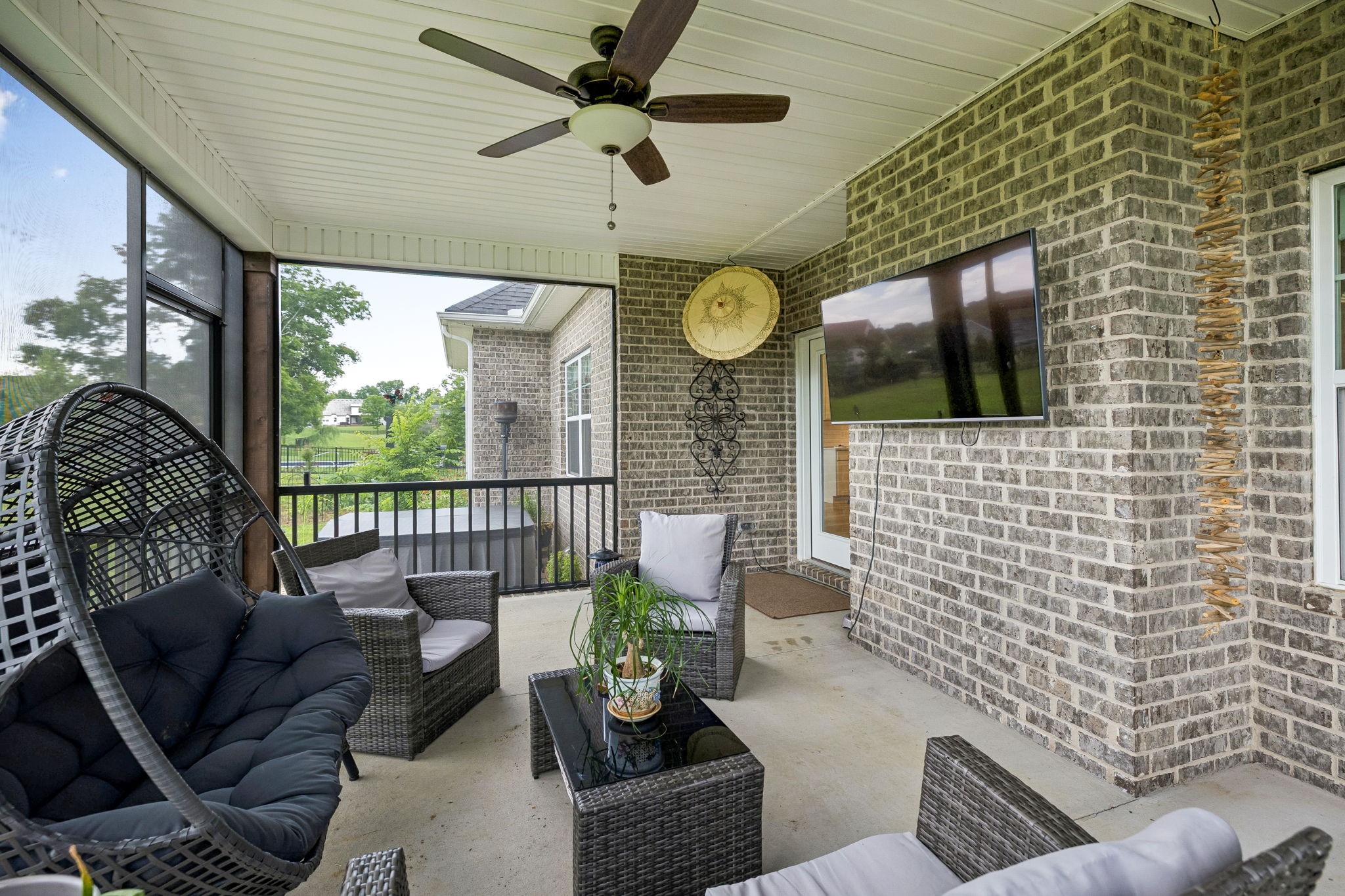 1035 Robert Lee Dr