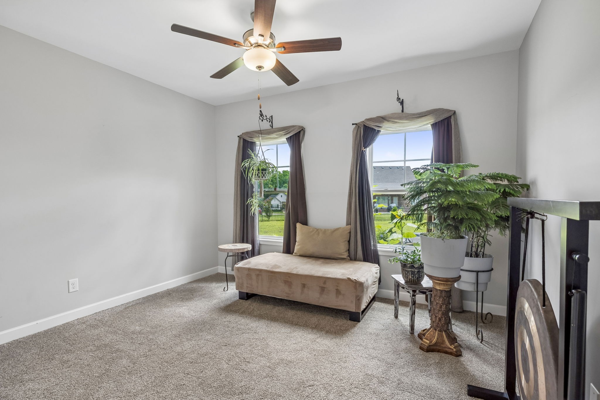 1035 Robert Lee Dr