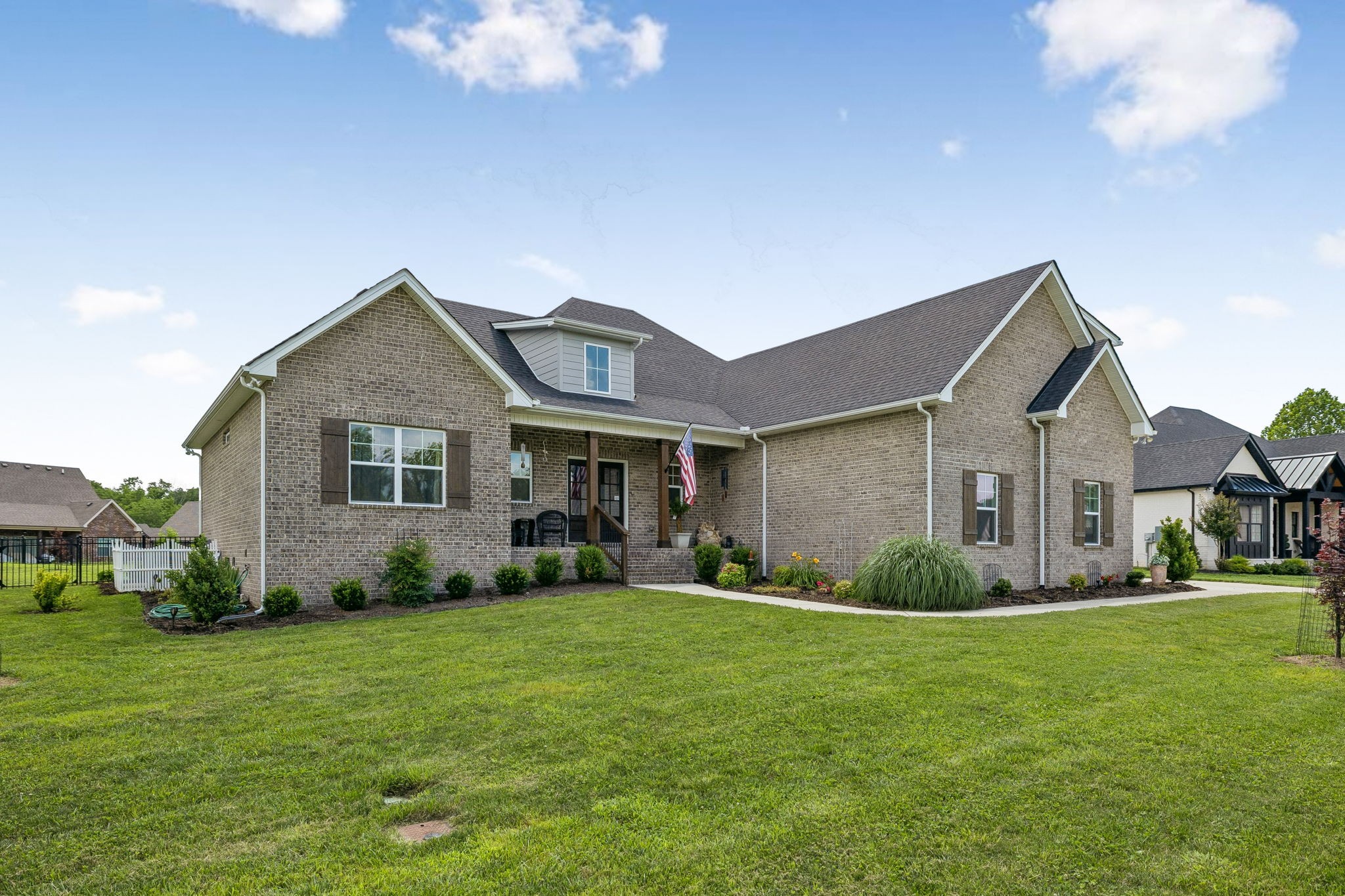 1035 Robert Lee Dr