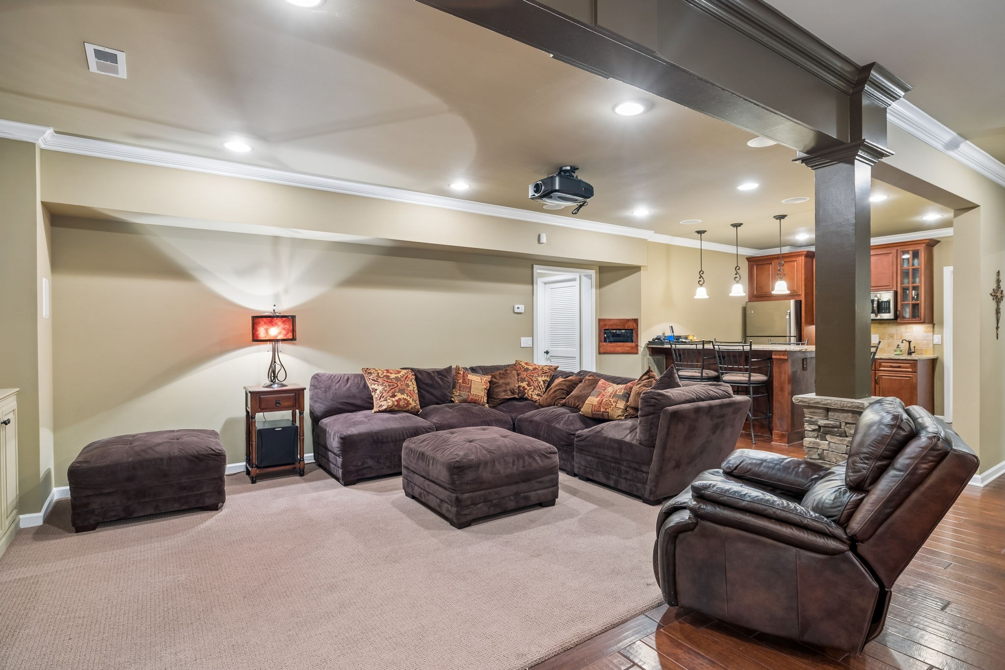 6341 Williams Grove Dr
