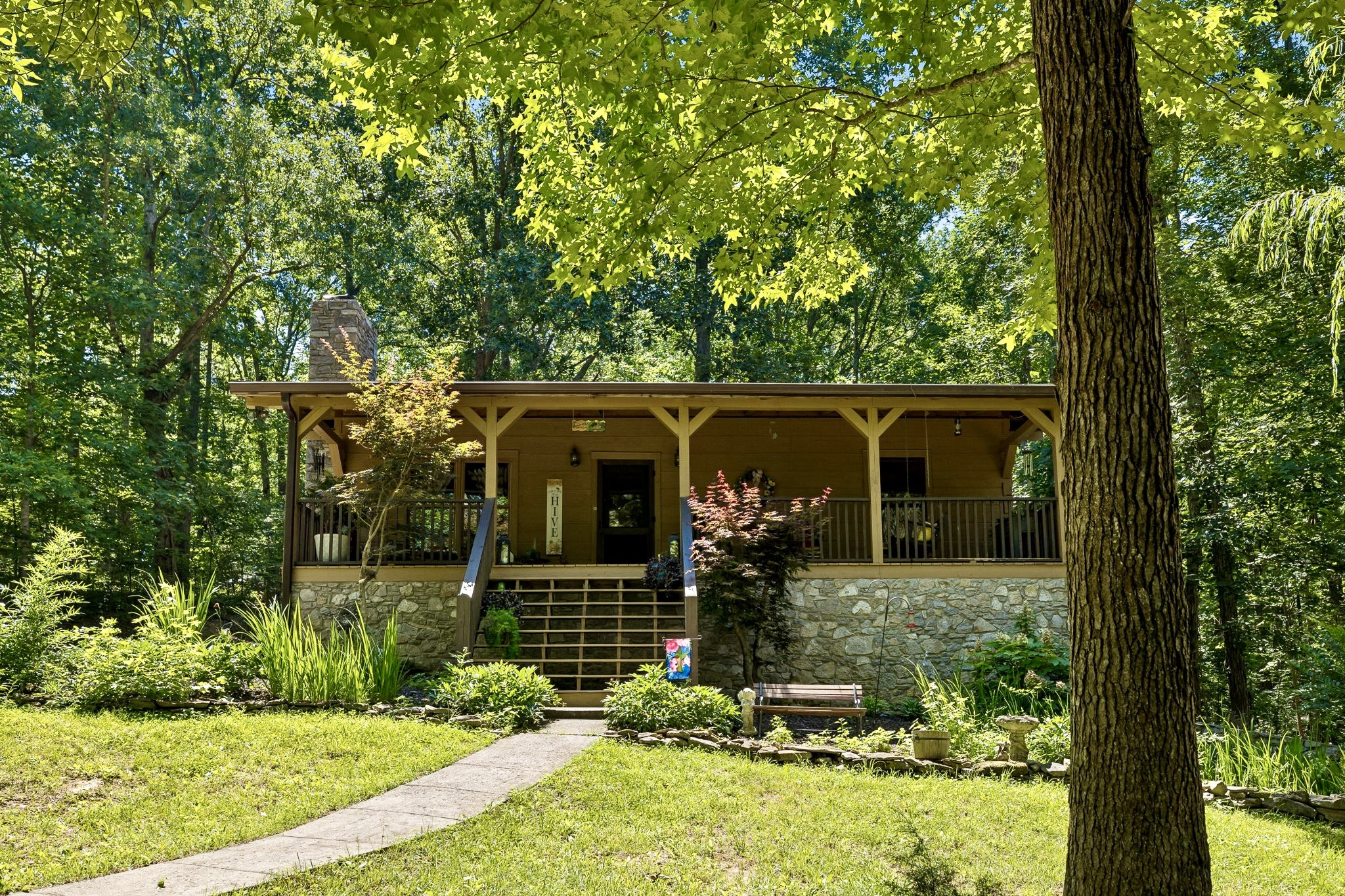5833 Dewey Carr Rd