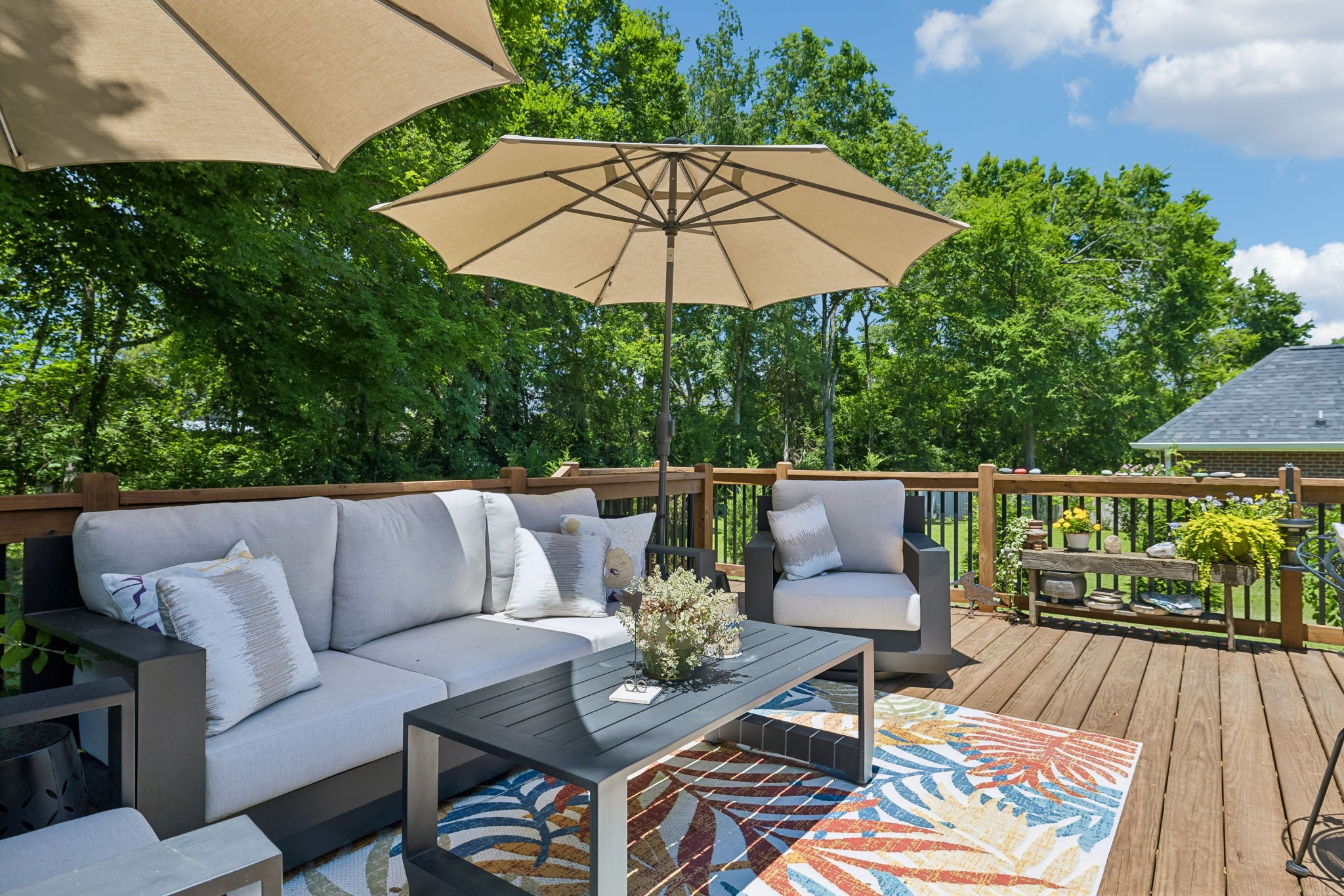 124 W Braxton Ln