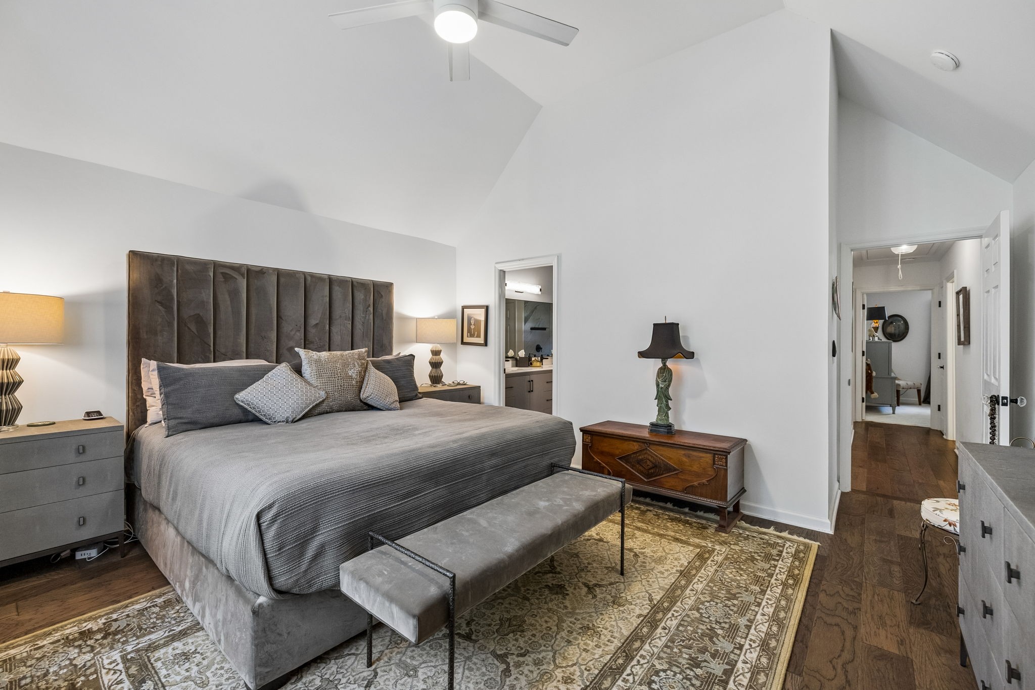 124 W Braxton Ln