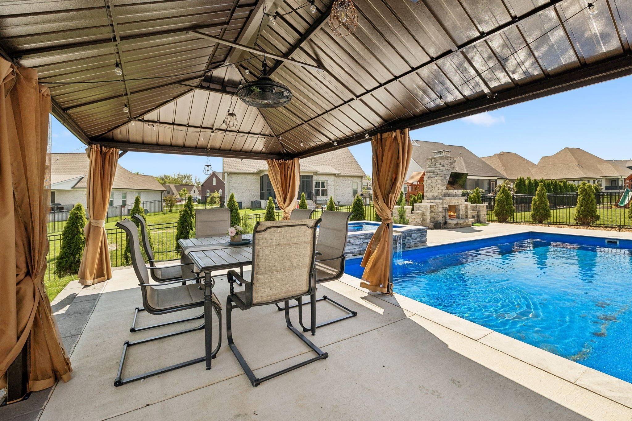 1008 Quillen Way