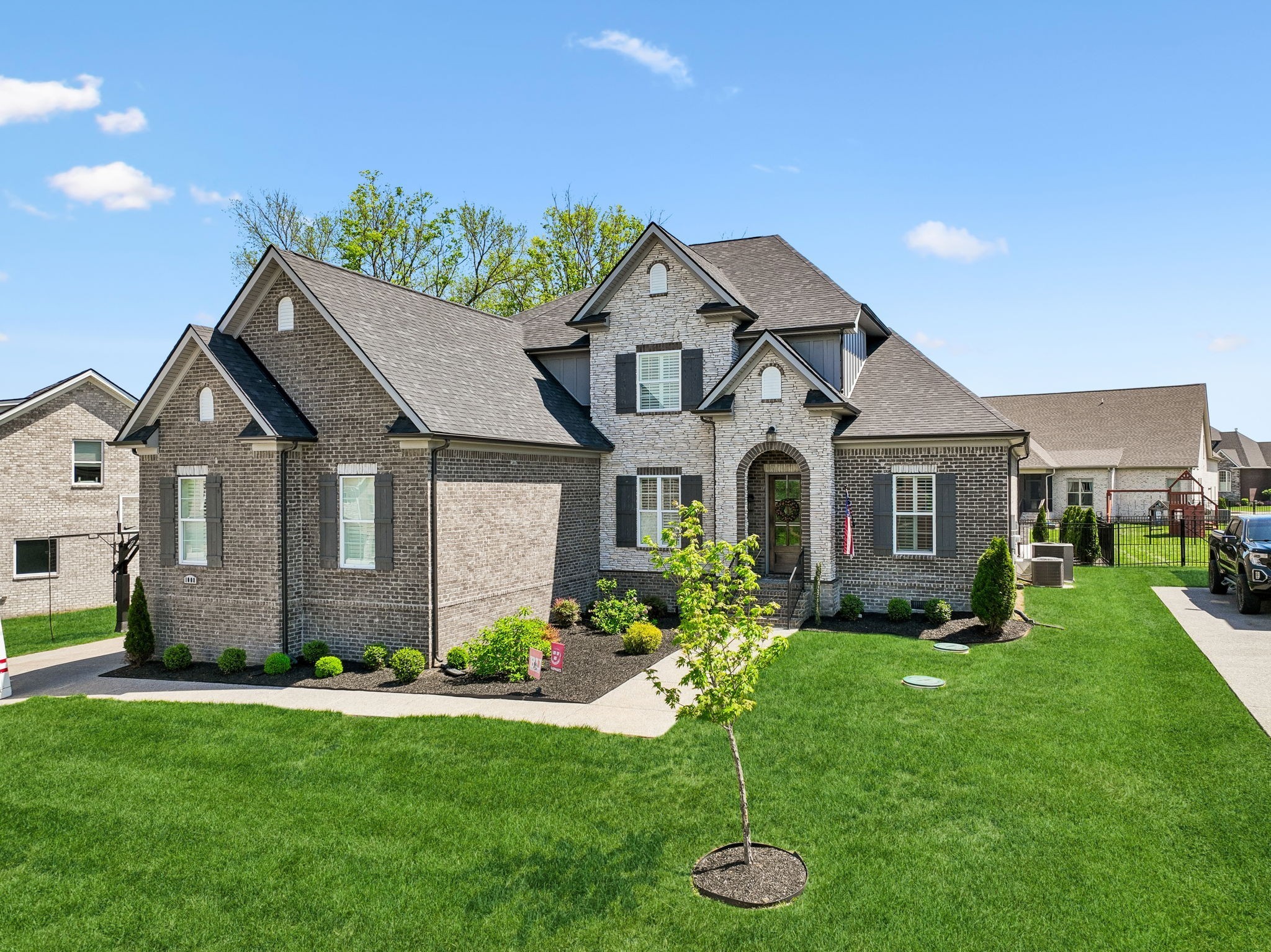 1008 Quillen Way