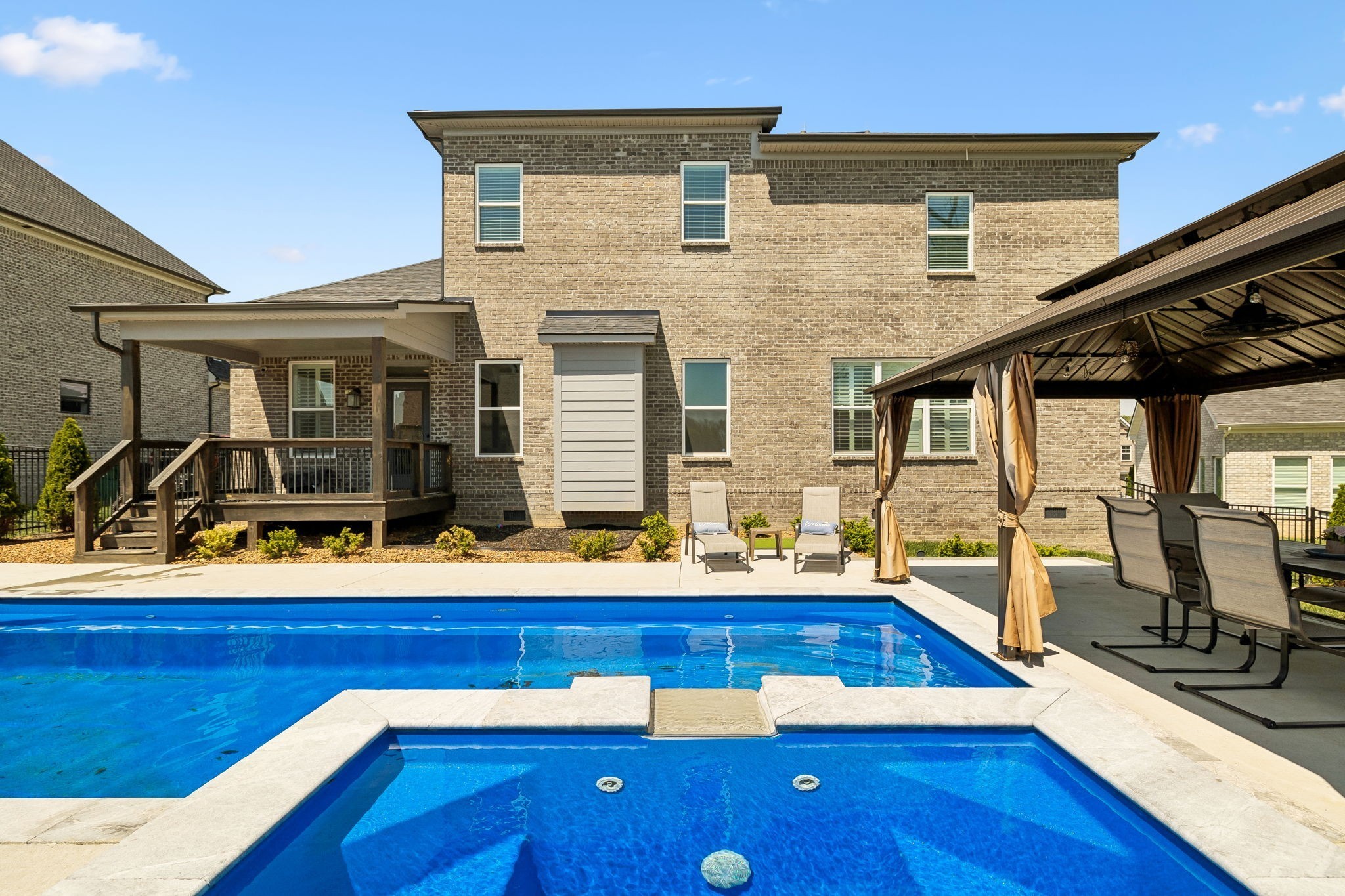 1008 Quillen Way