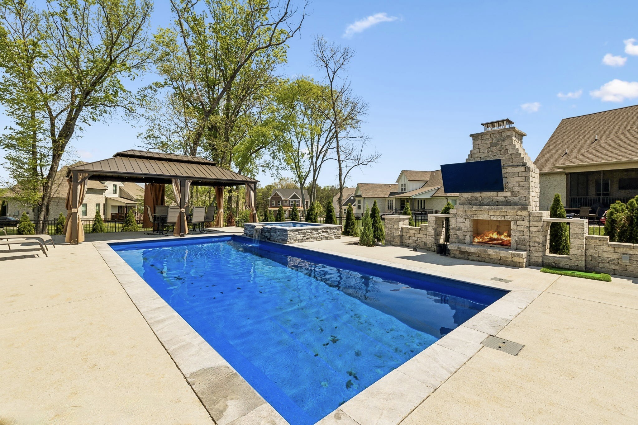 1008 Quillen Way