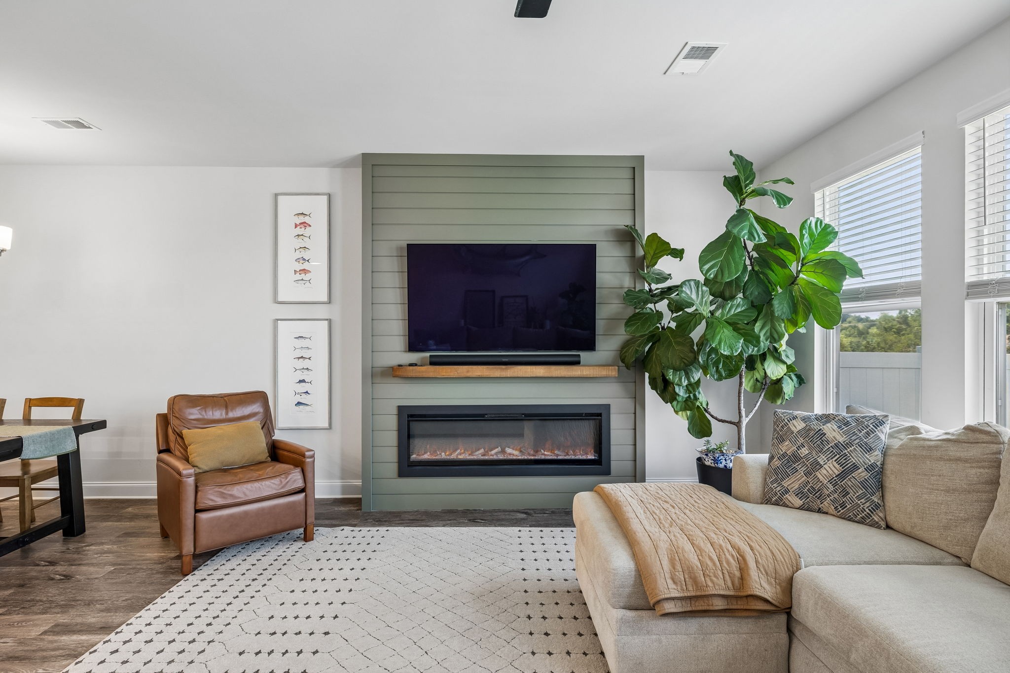 406 Wooden Shoe Way