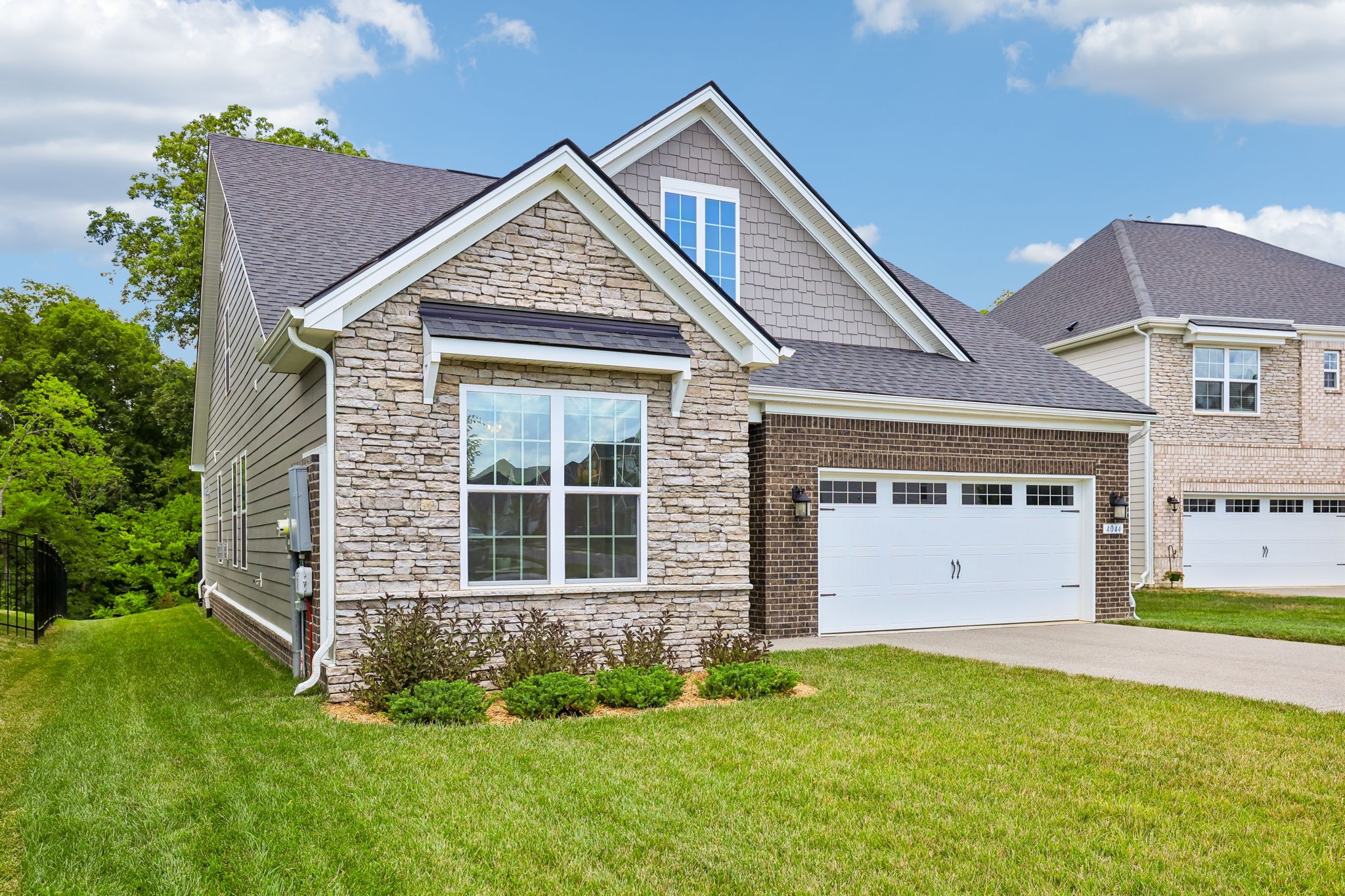 4044 Rosa Dr