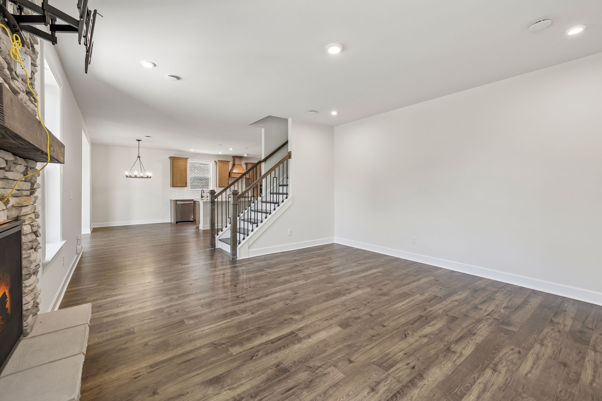 209 Pin High Dr