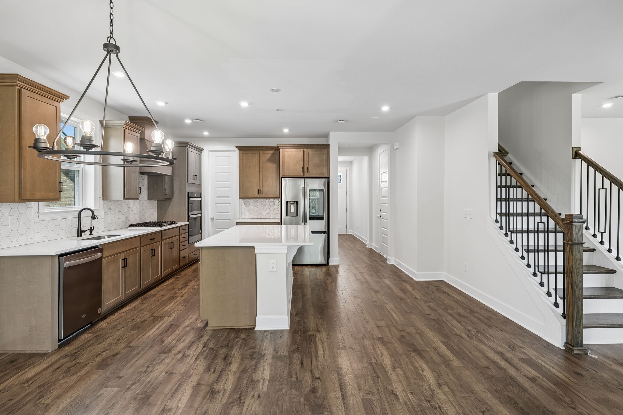 209 Pin High Dr