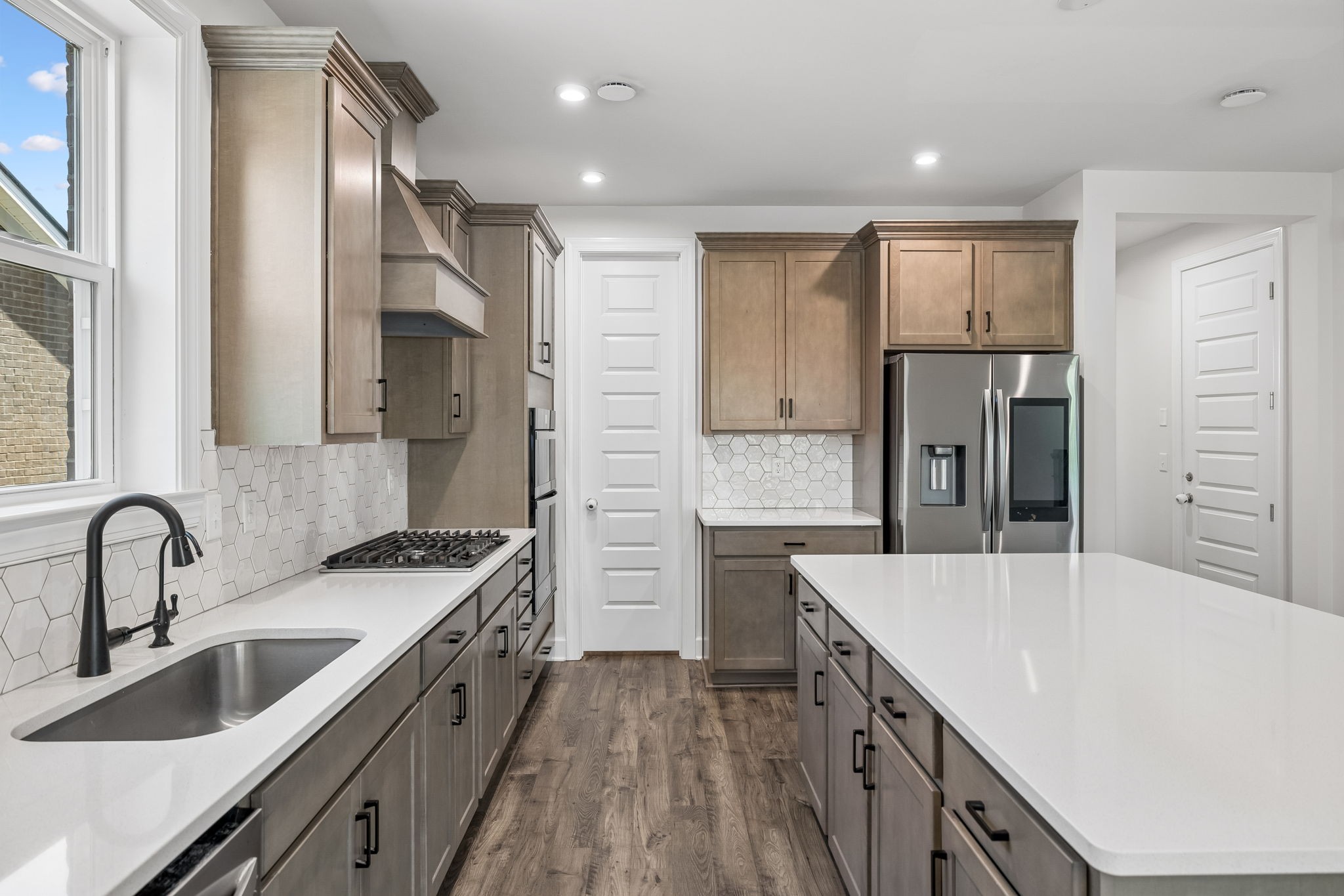 209 Pin High Dr