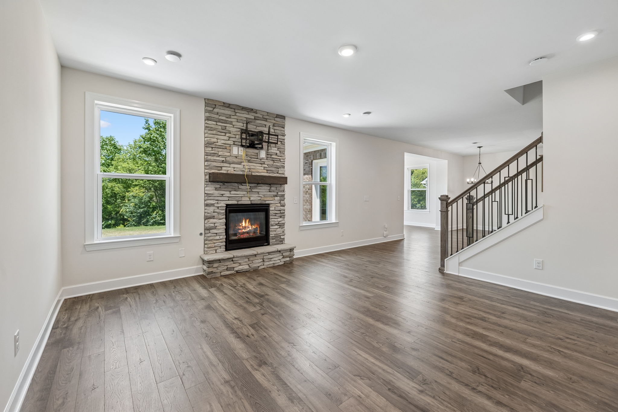 209 Pin High Dr