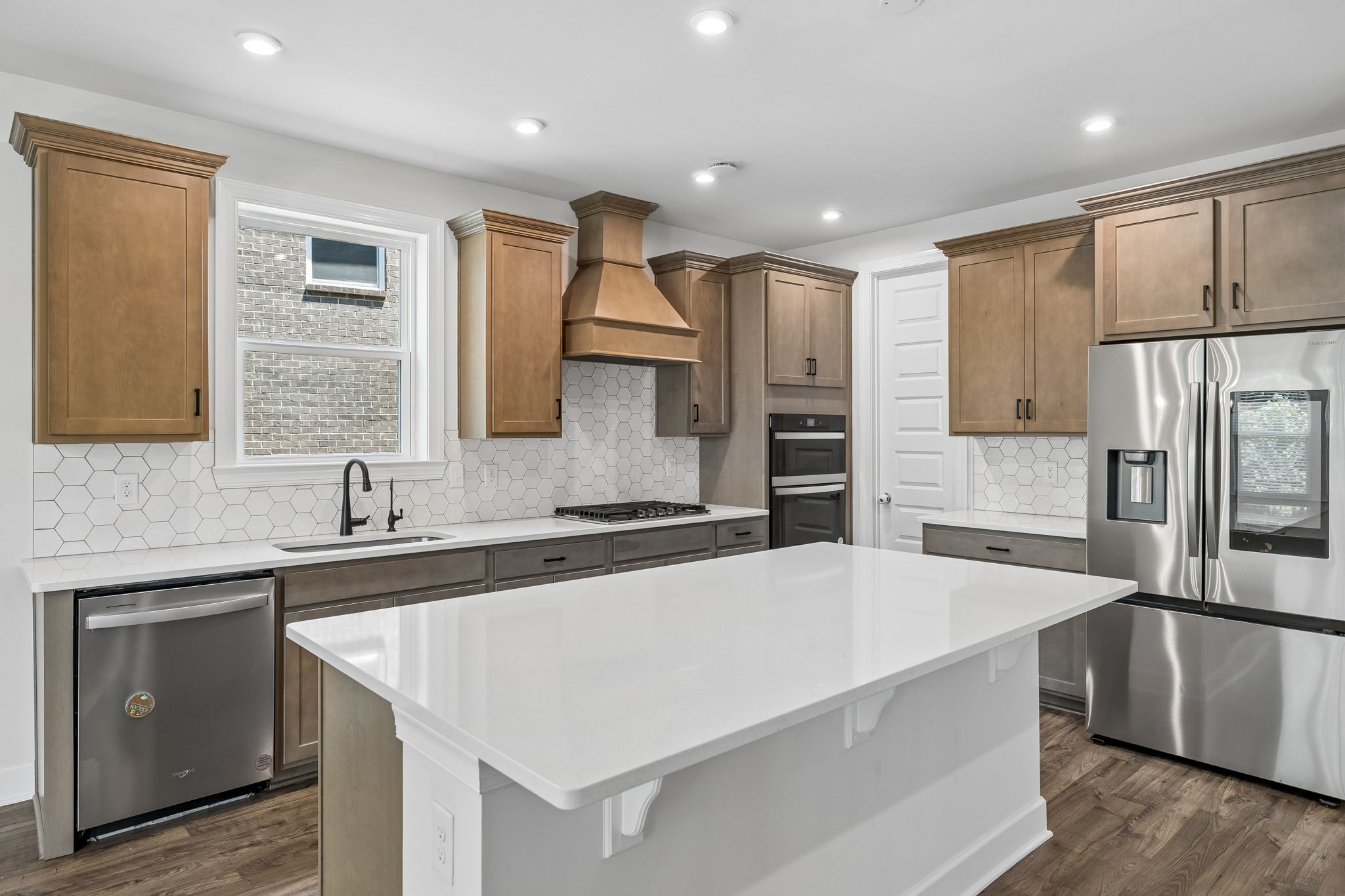 209 Pin High Dr