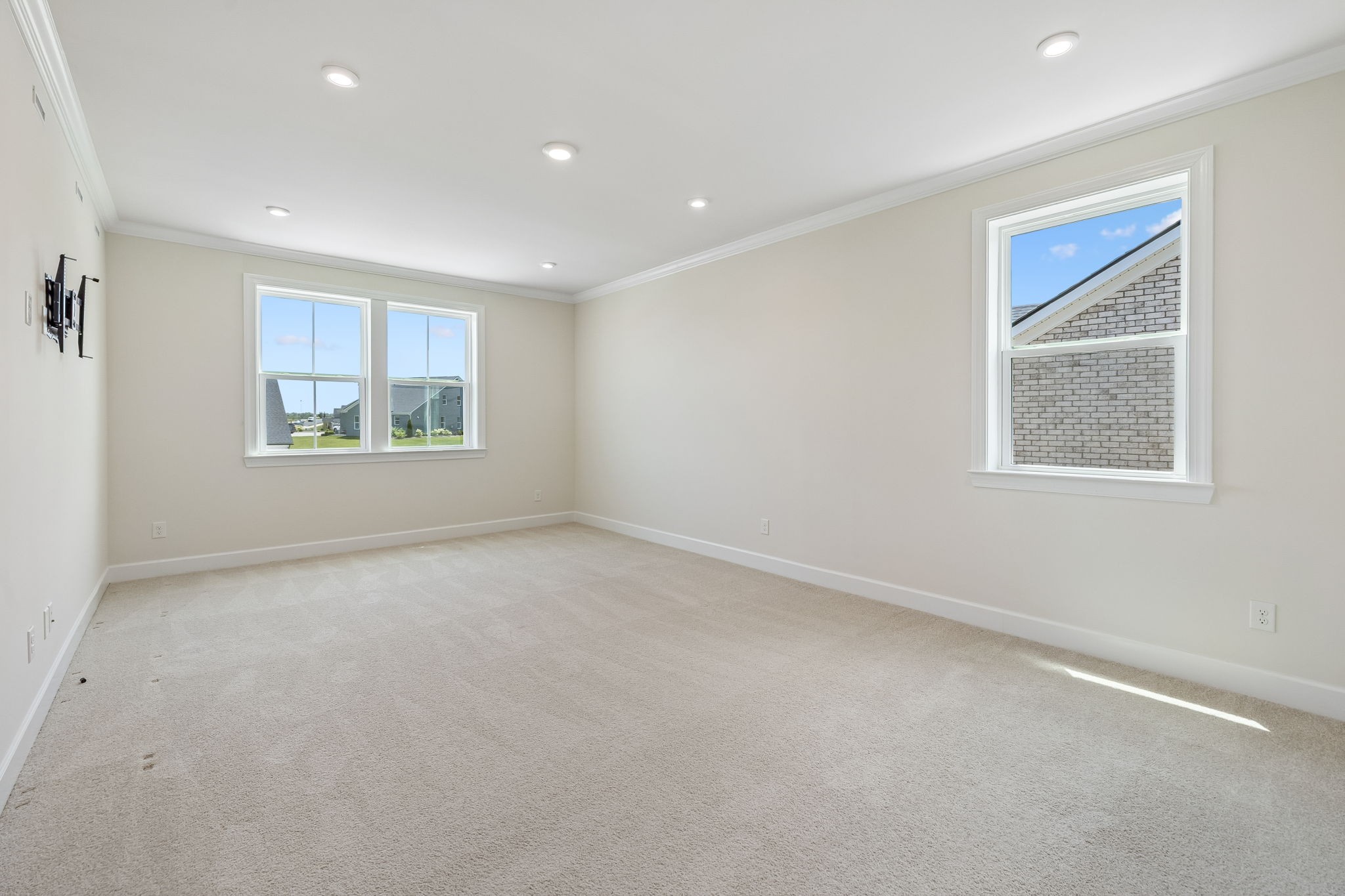 209 Pin High Dr