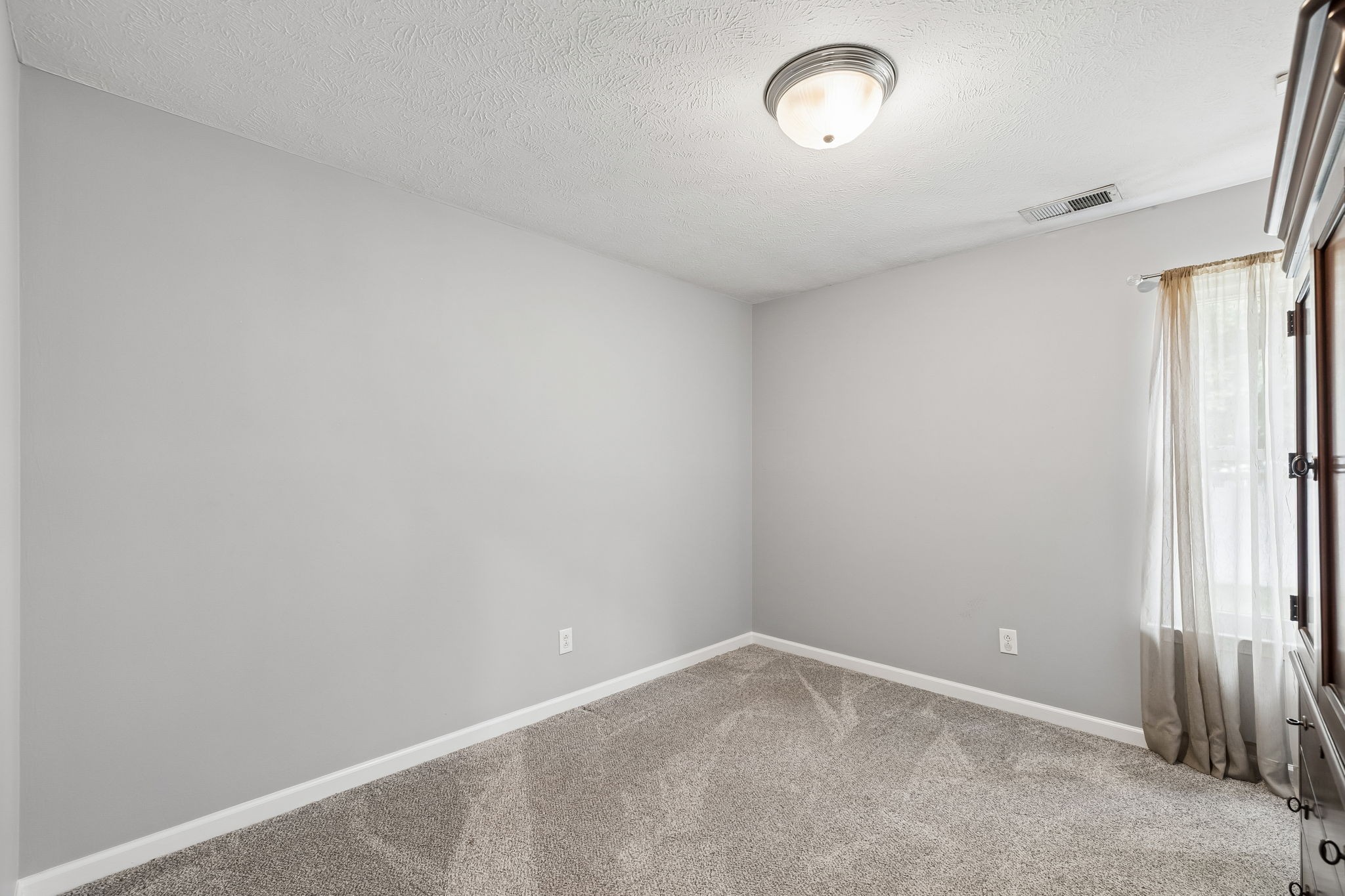 2728 Pepperdine Dr