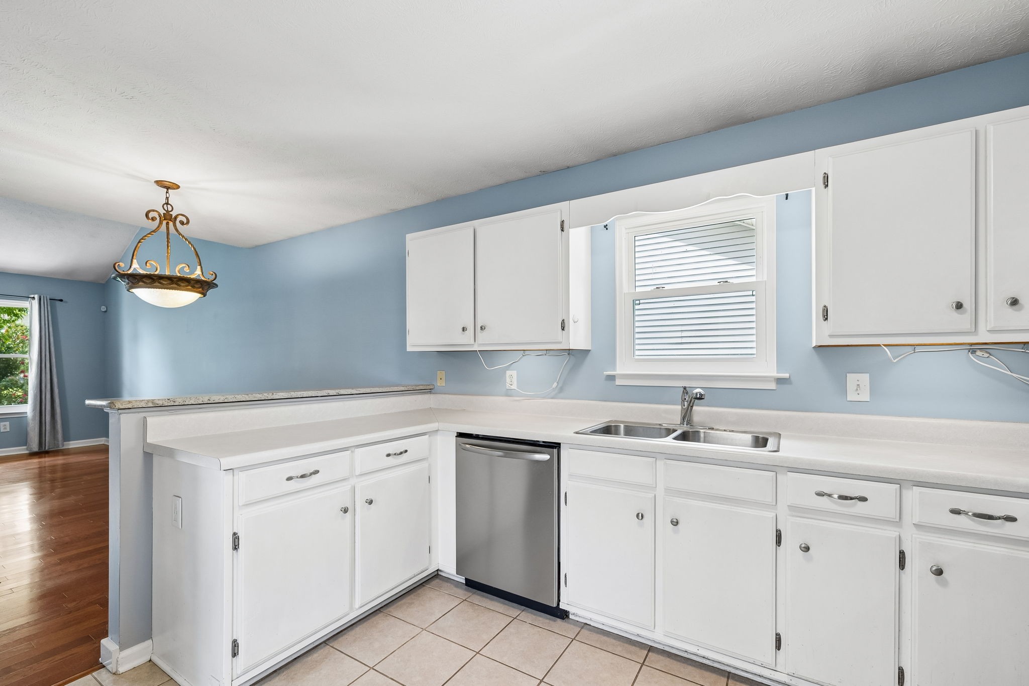 2728 Pepperdine Dr