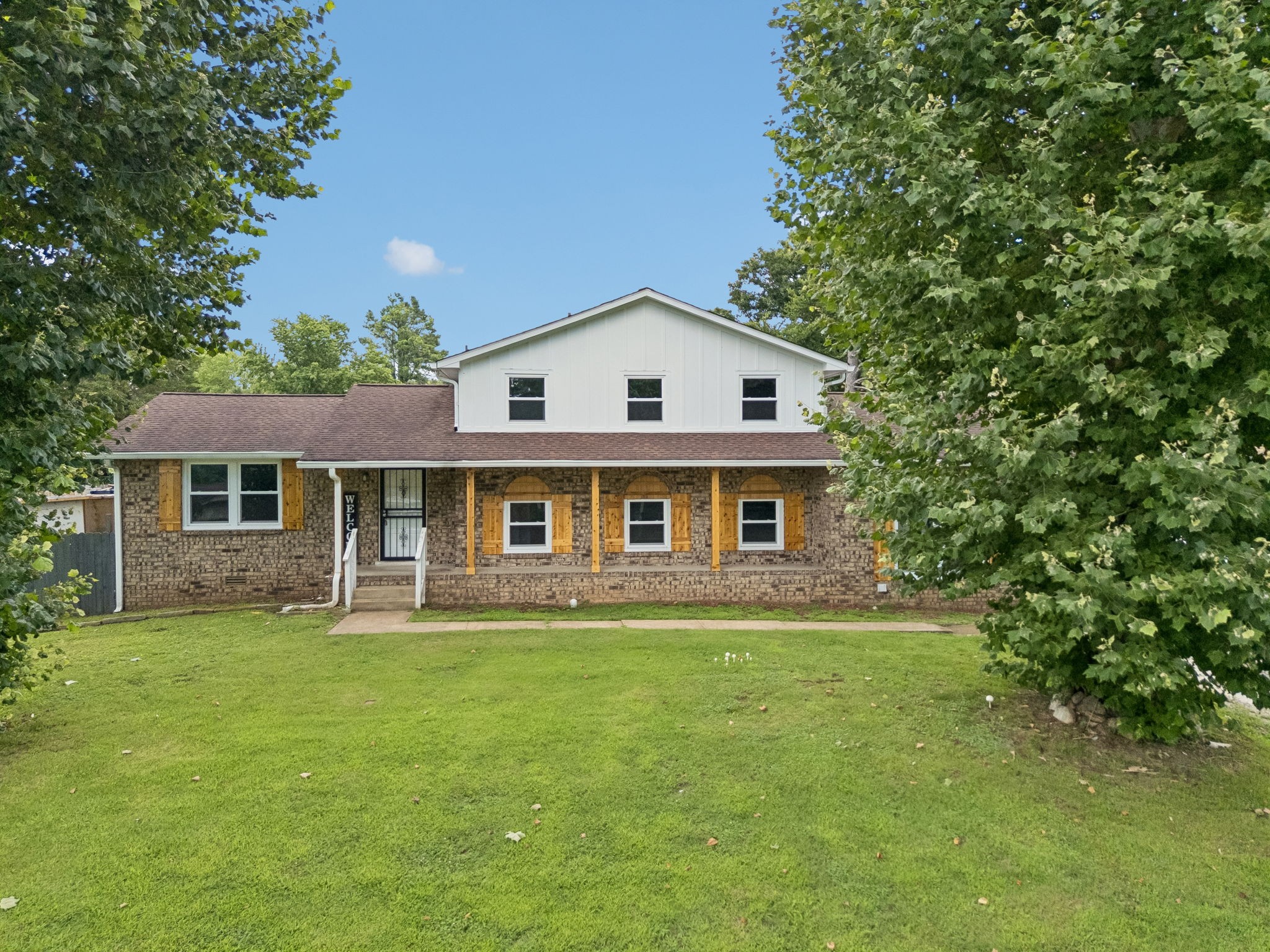 5140 Whitaker Dr