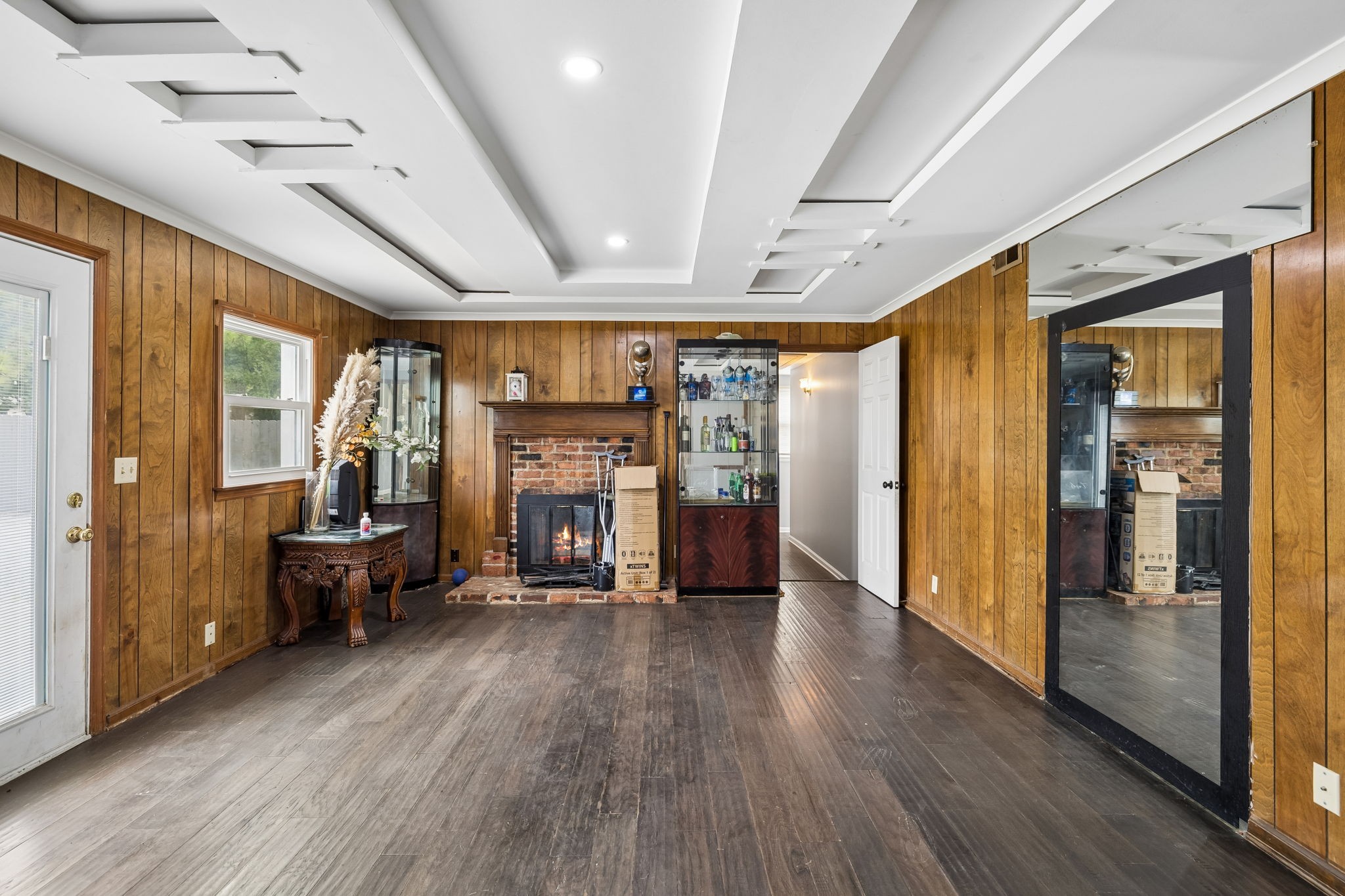 5140 Whitaker Dr