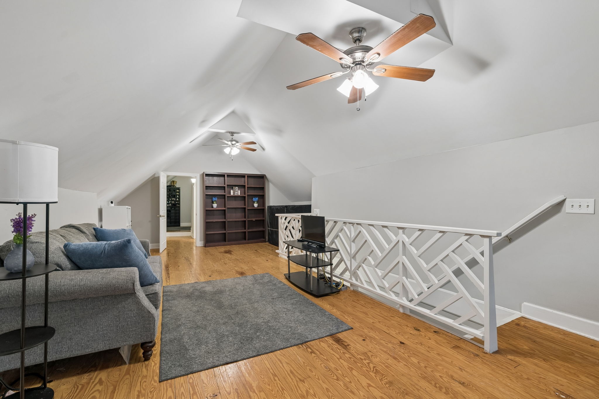 1804 Mars St