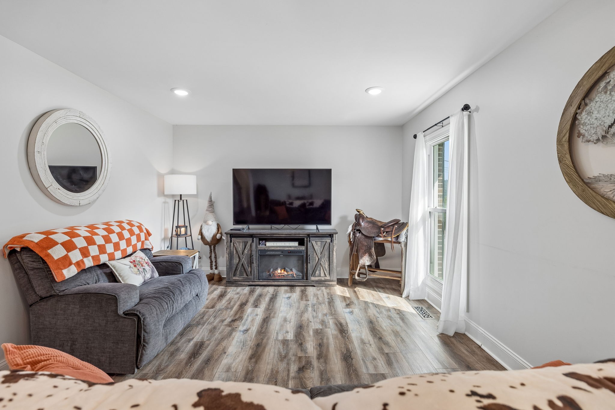 132 Hillwood Dr