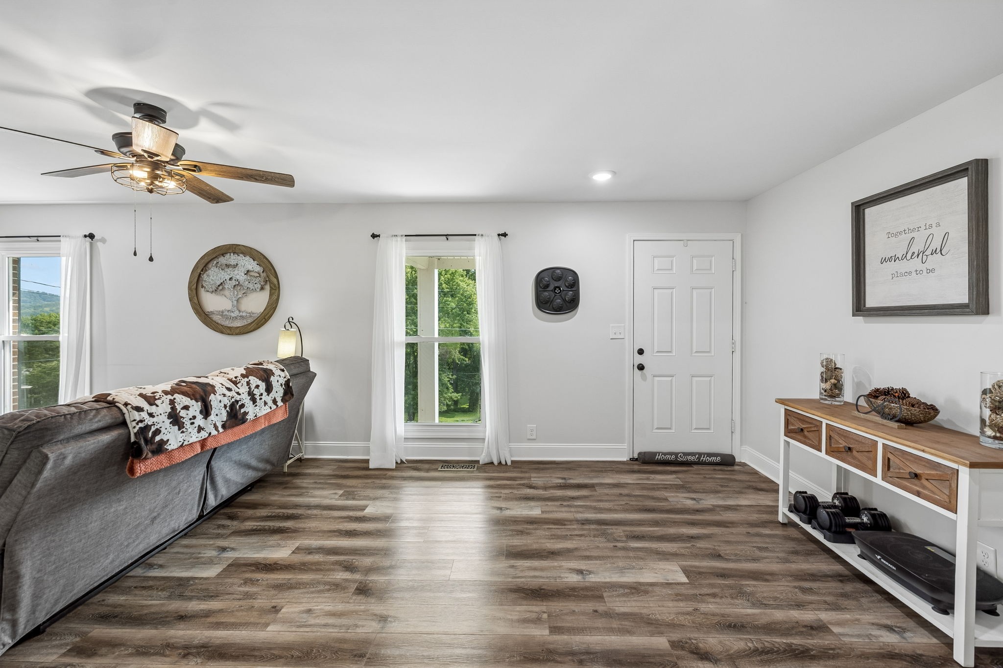 132 Hillwood Dr