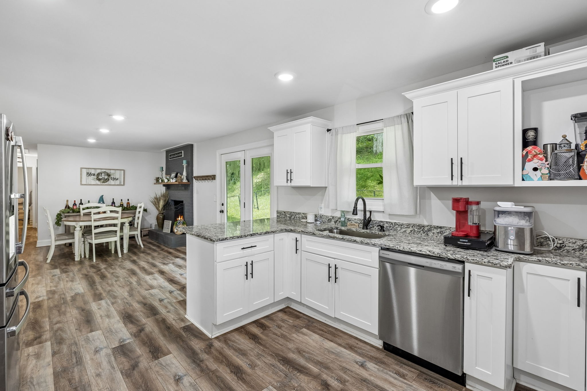 132 Hillwood Dr