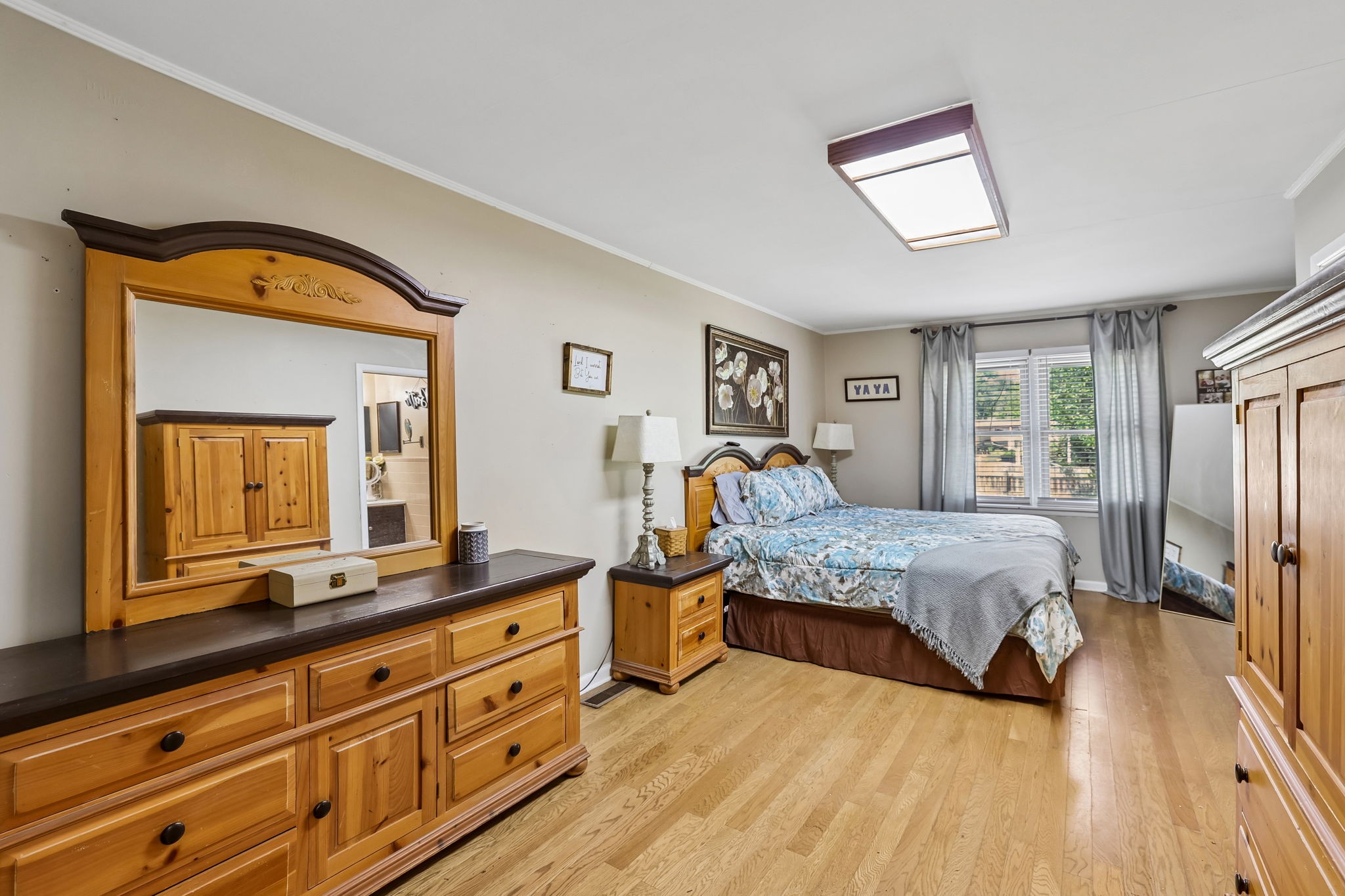 204 8th Ave, SE