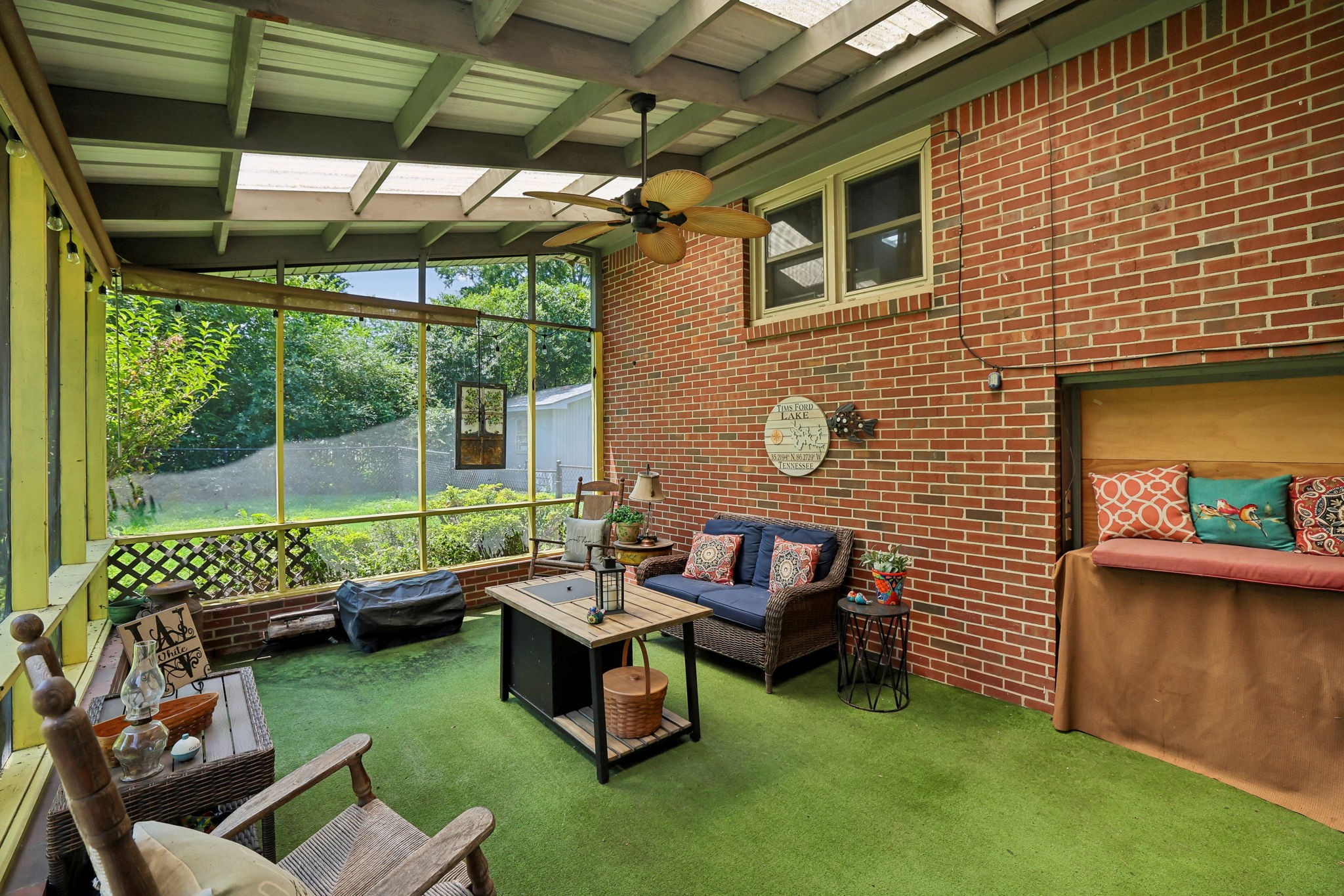 204 8th Ave, SE