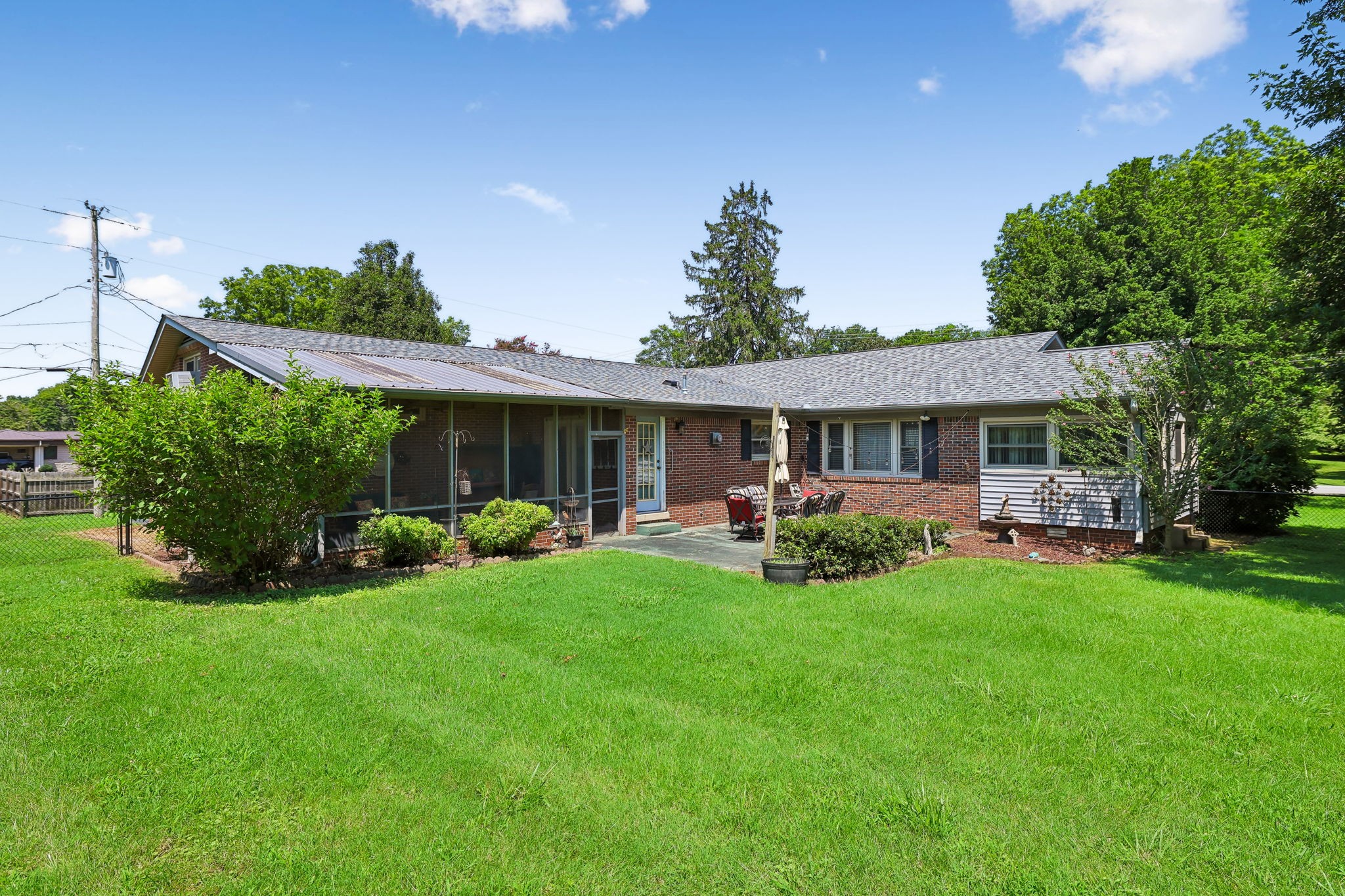 204 8th Ave, SE