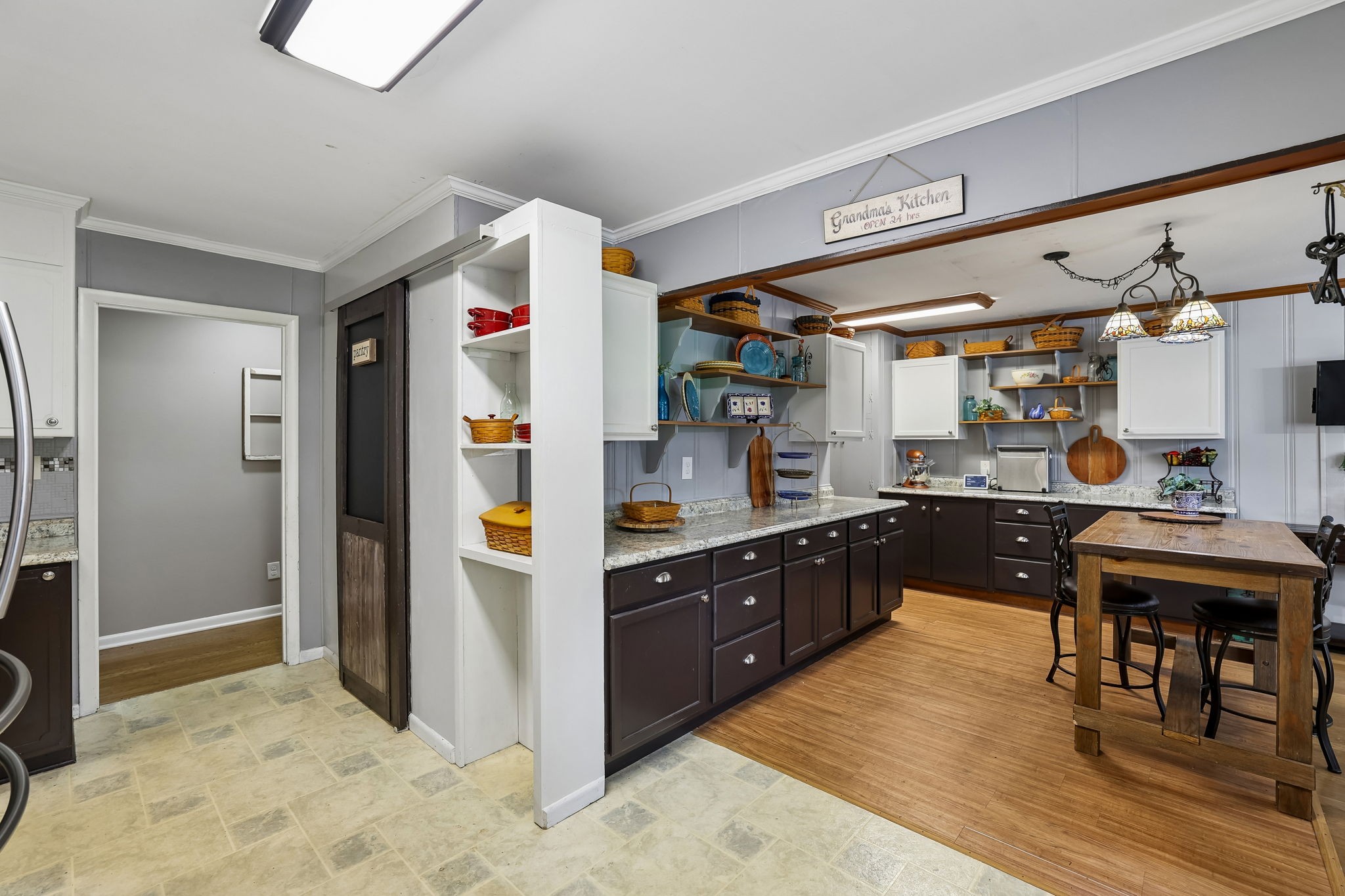 204 8th Ave, SE