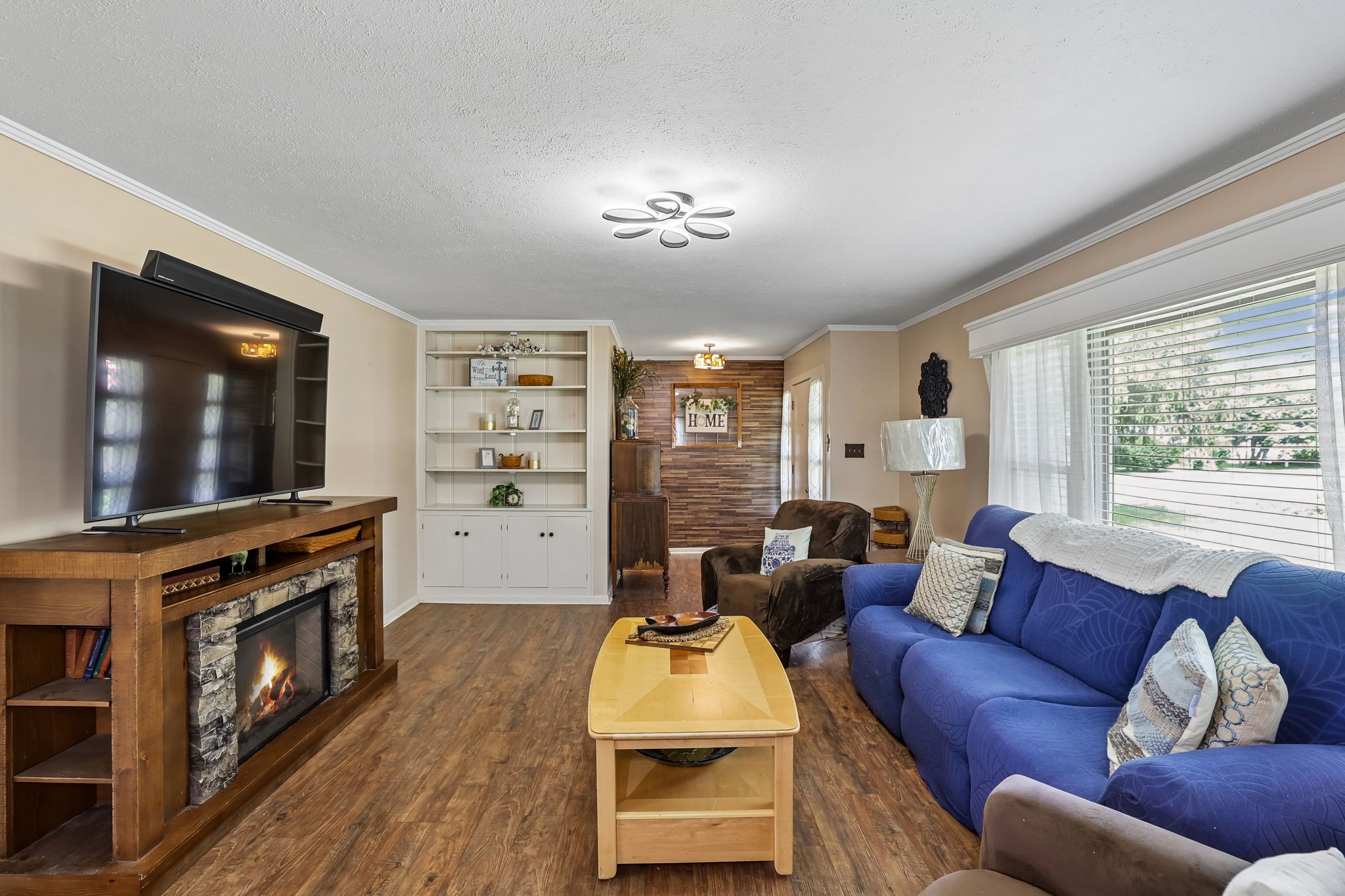 204 8th Ave, SE