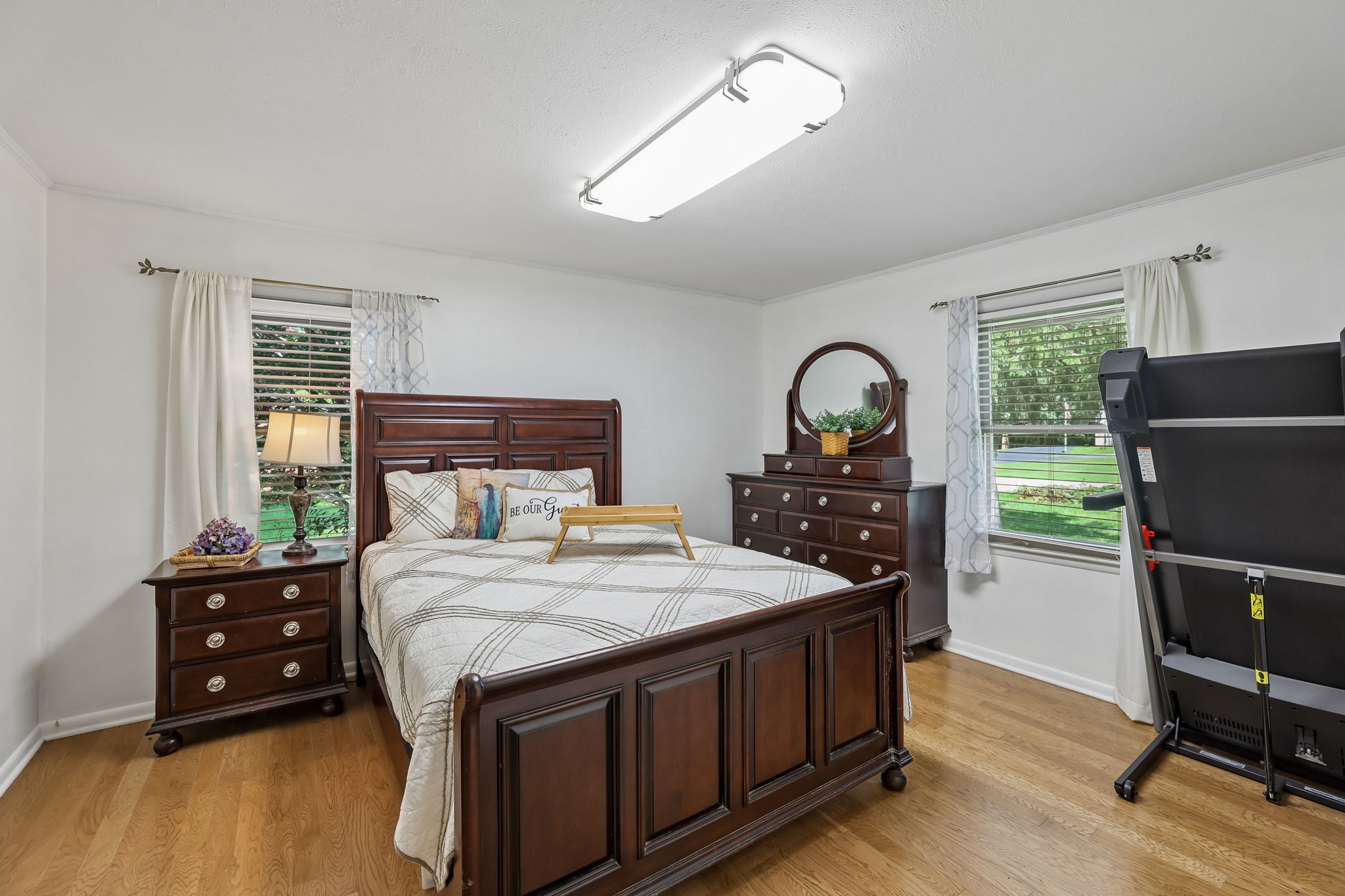 204 8th Ave, SE