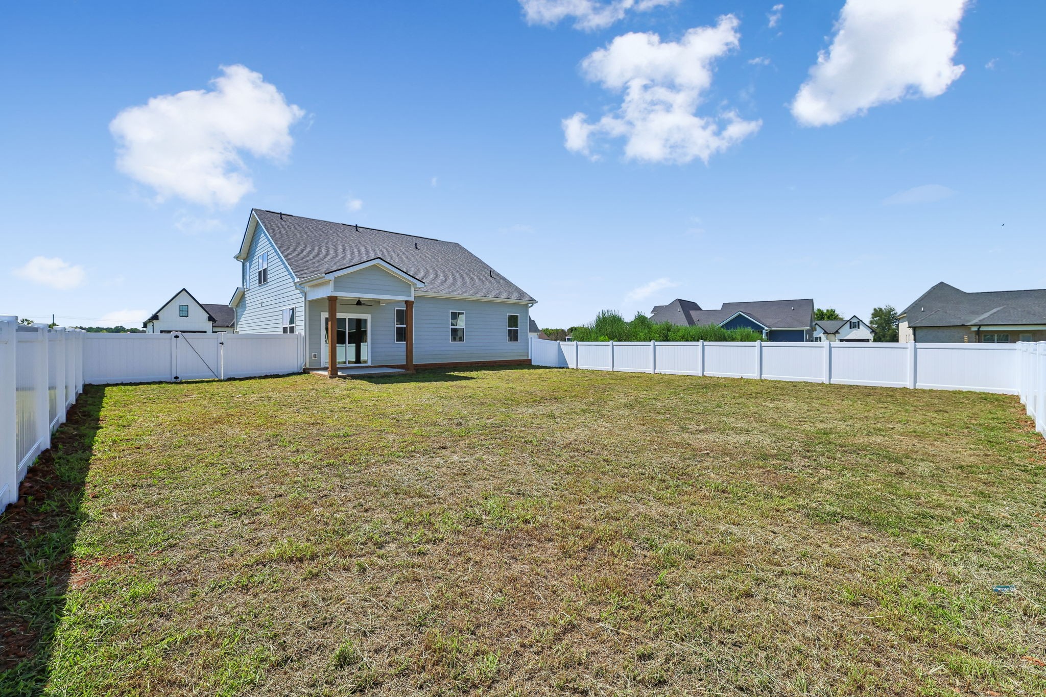 10109 Whitehorn Ln