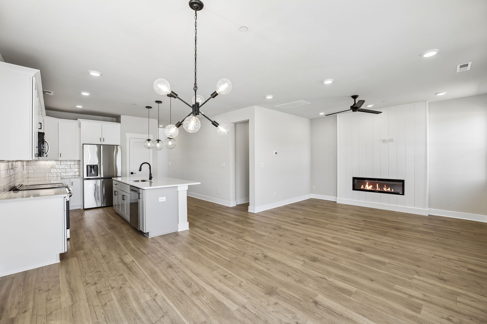 10109 Whitehorn Ln